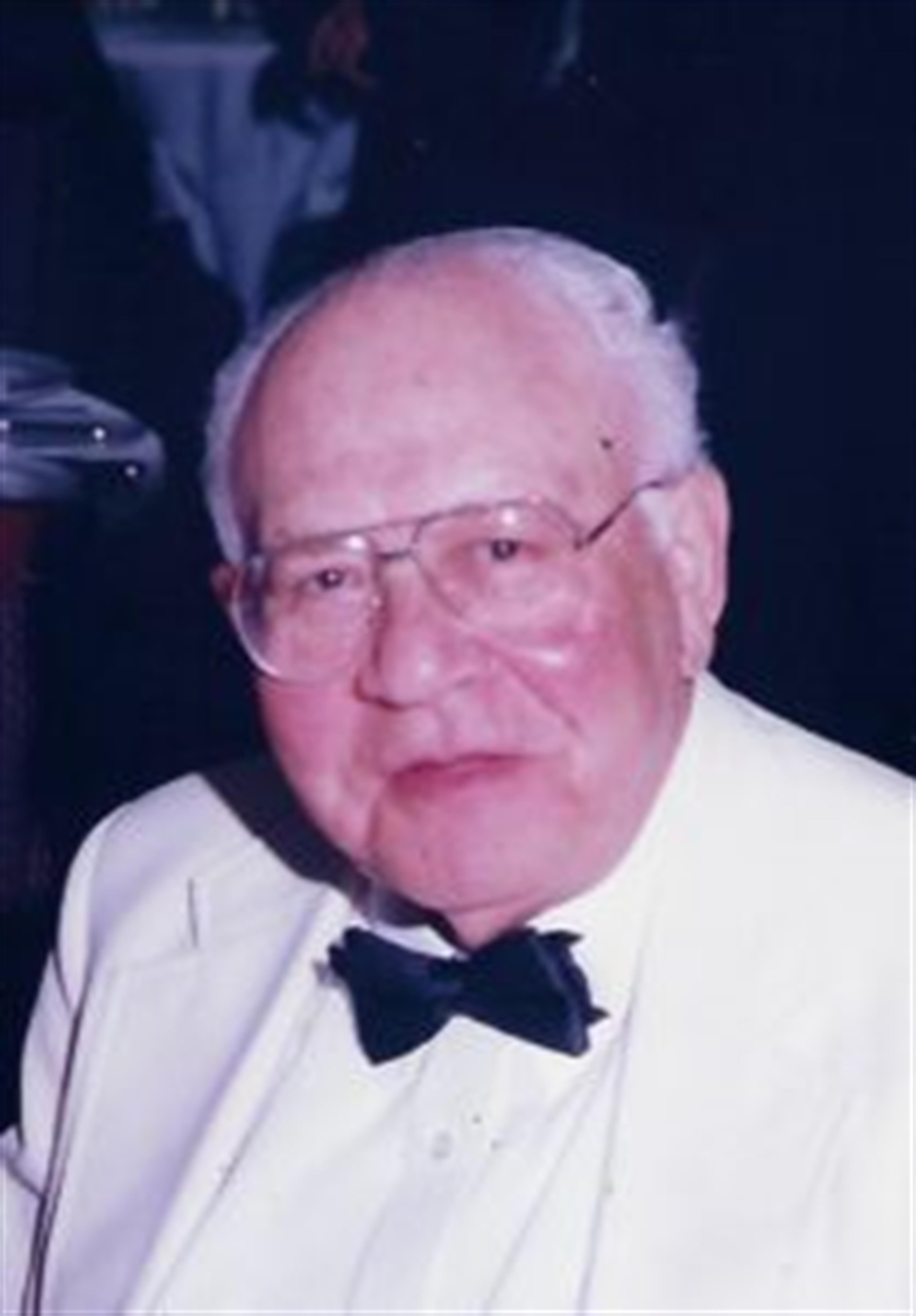 MILTON ROBBINS