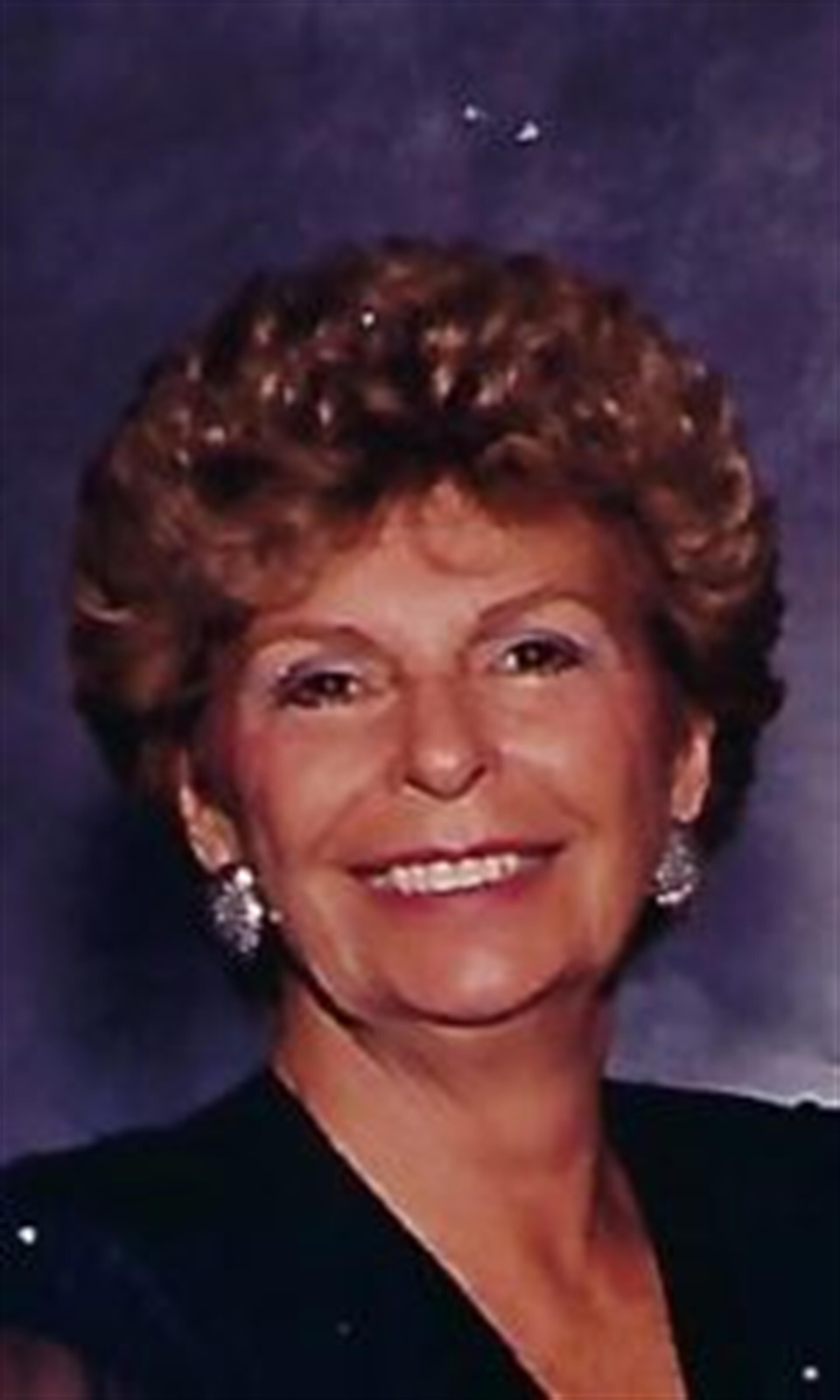 MARCIA ELIAS