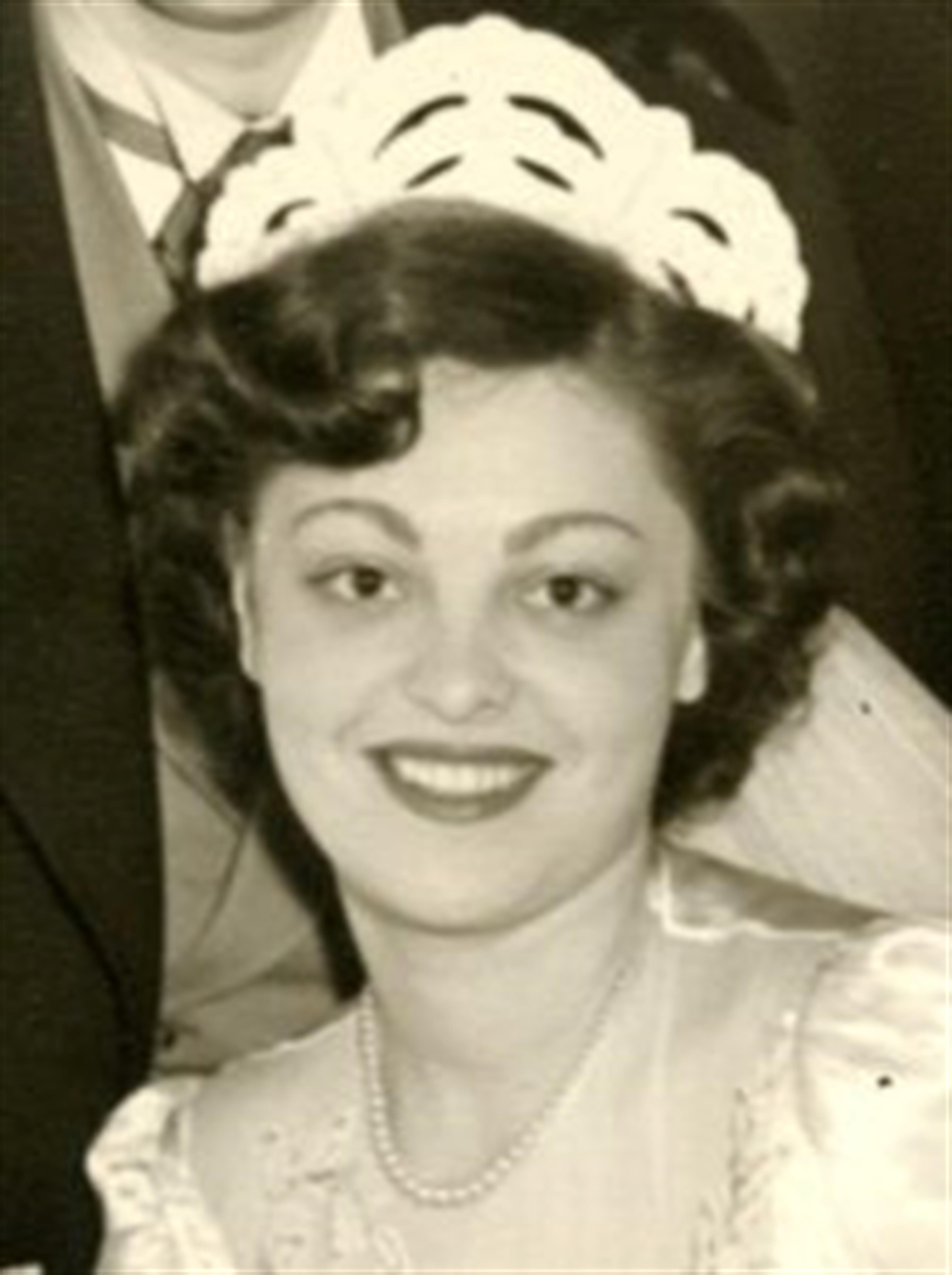 RUTH GROSS