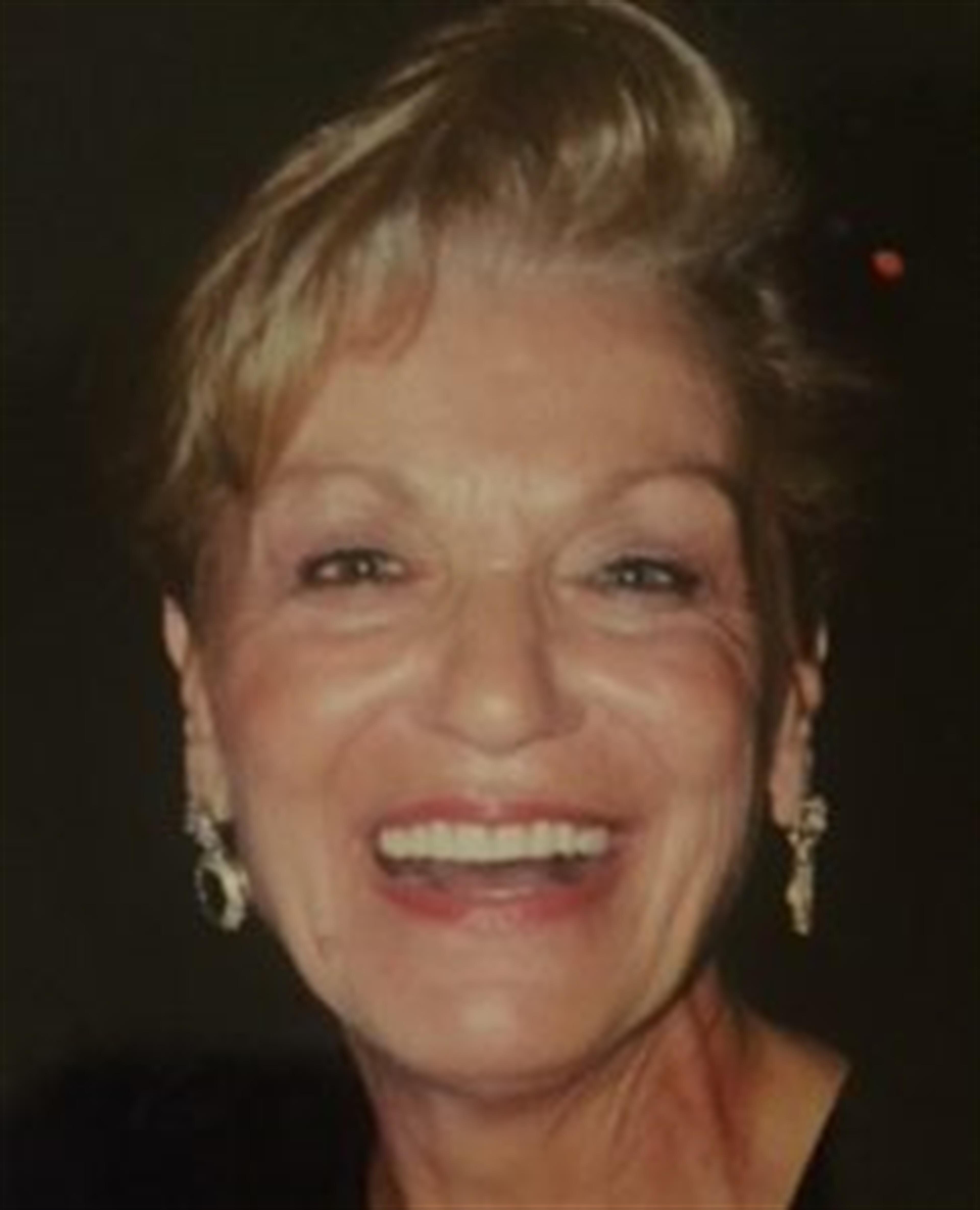 Claire Lesser