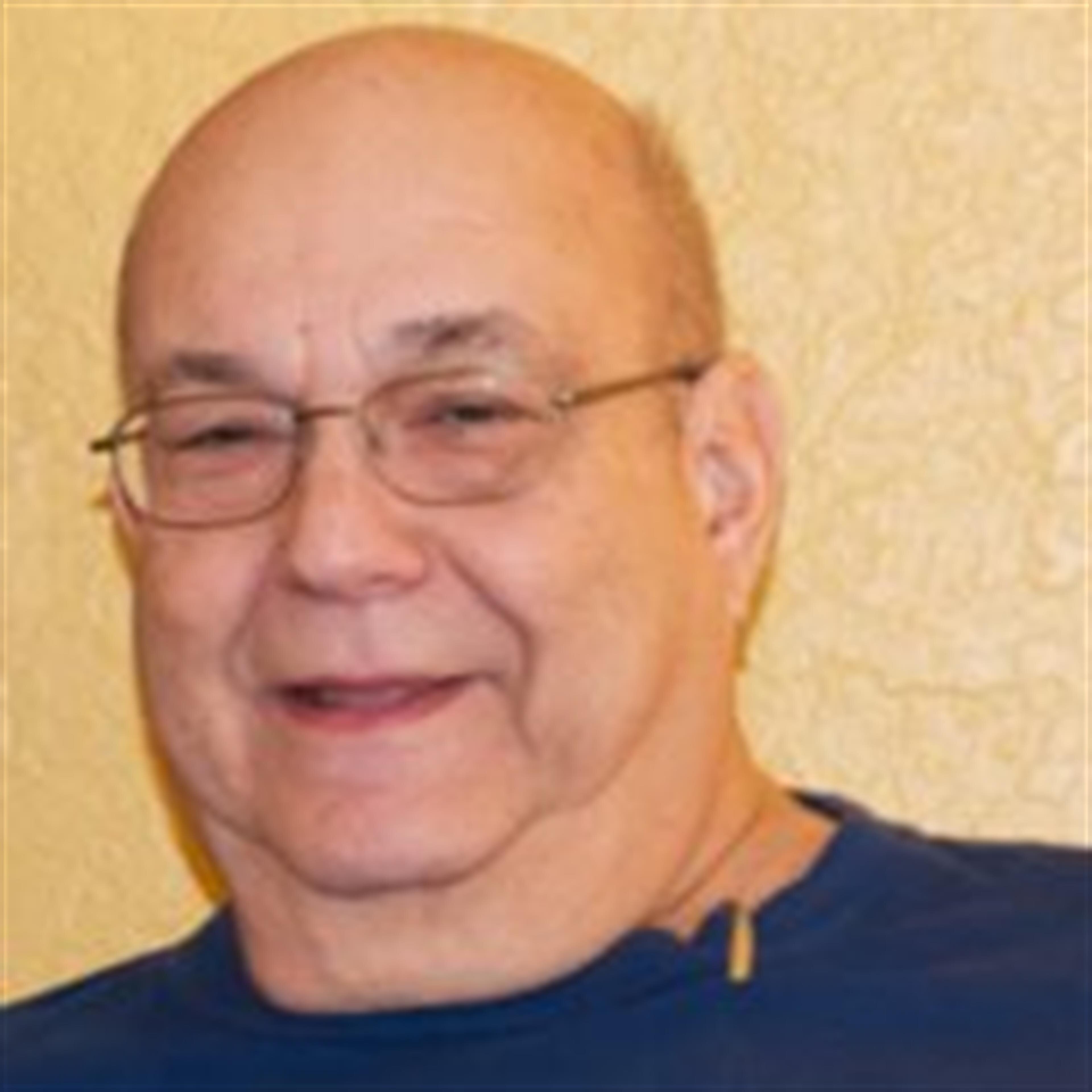 Robert  Straussman