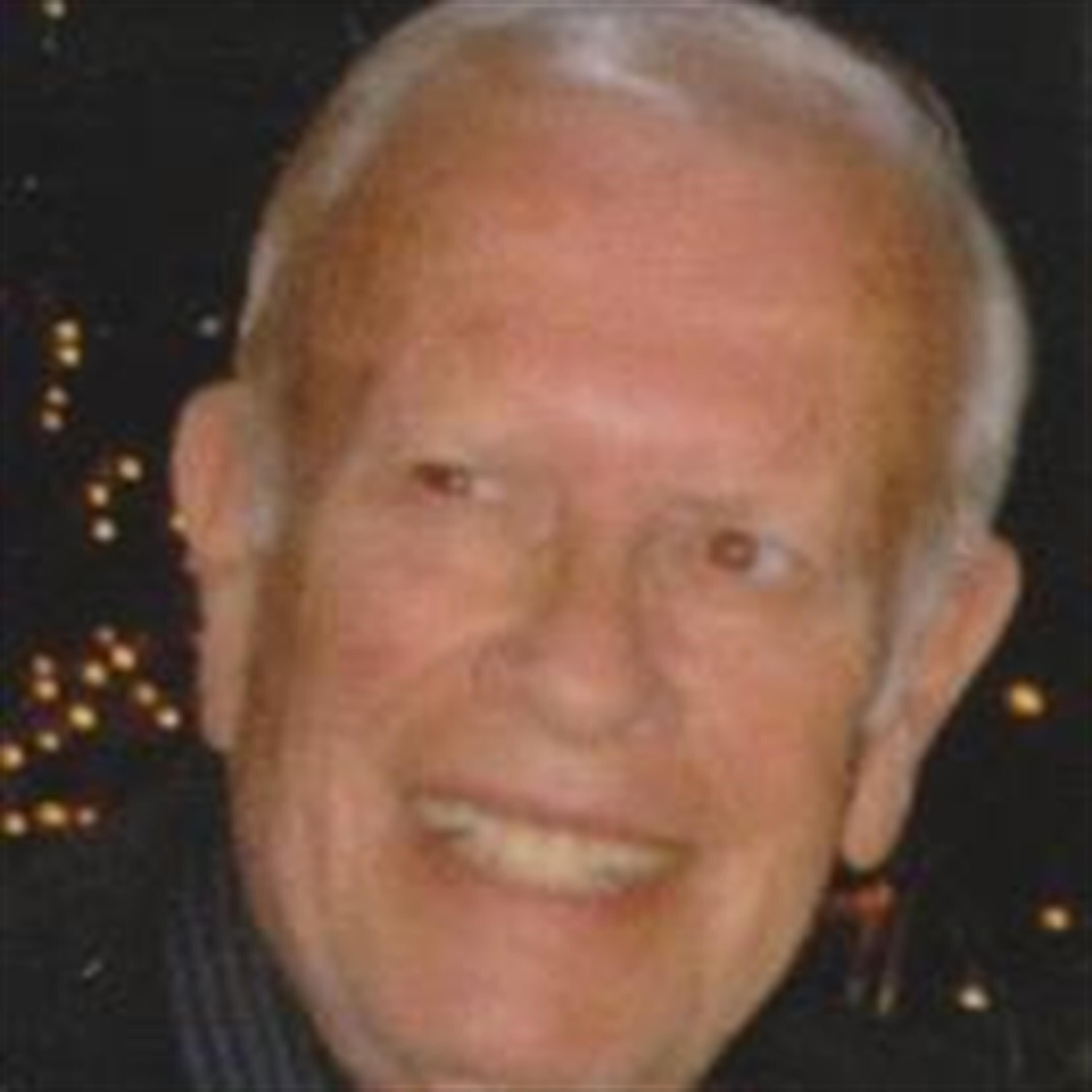 Owen  Lederhandler