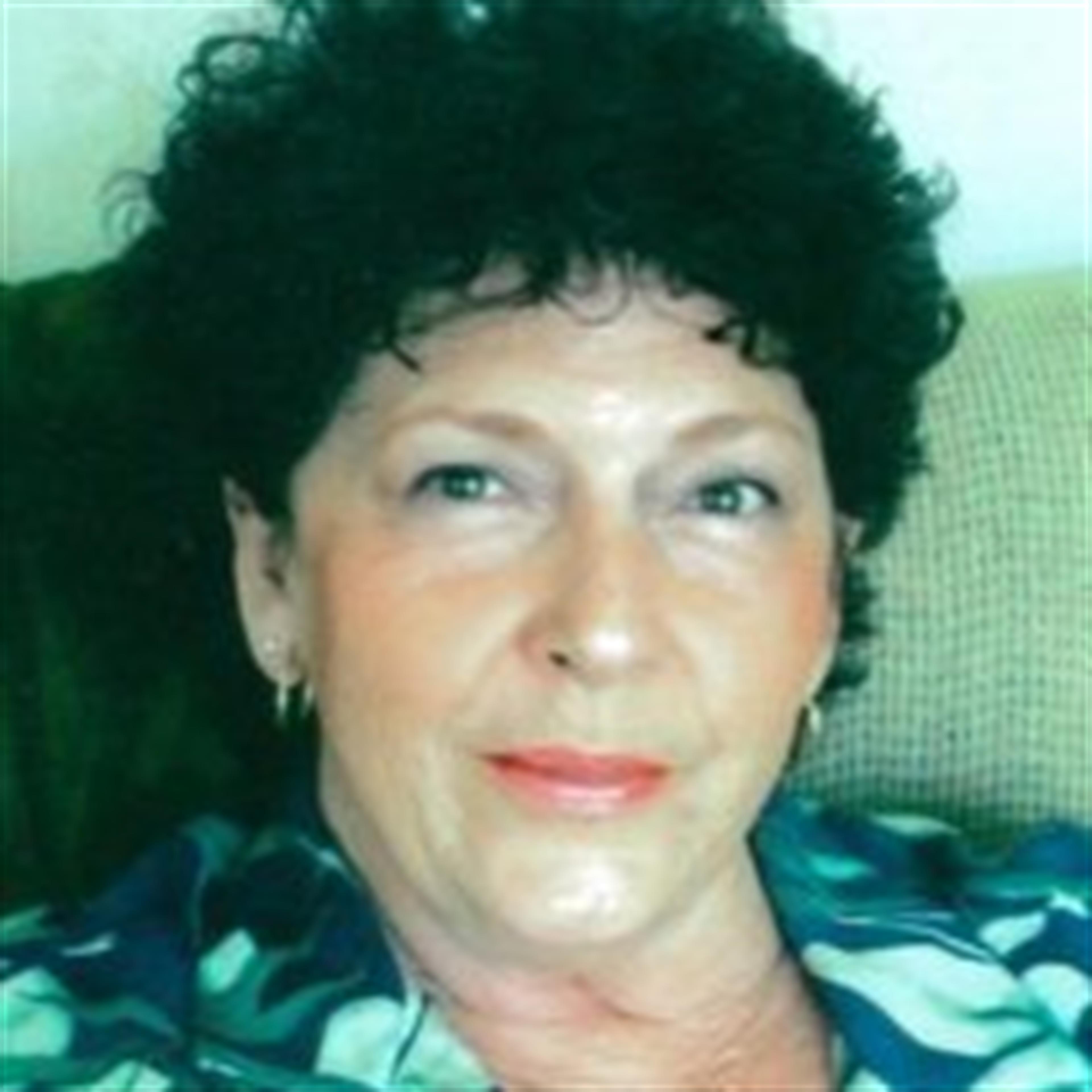 Polly Faye Singer