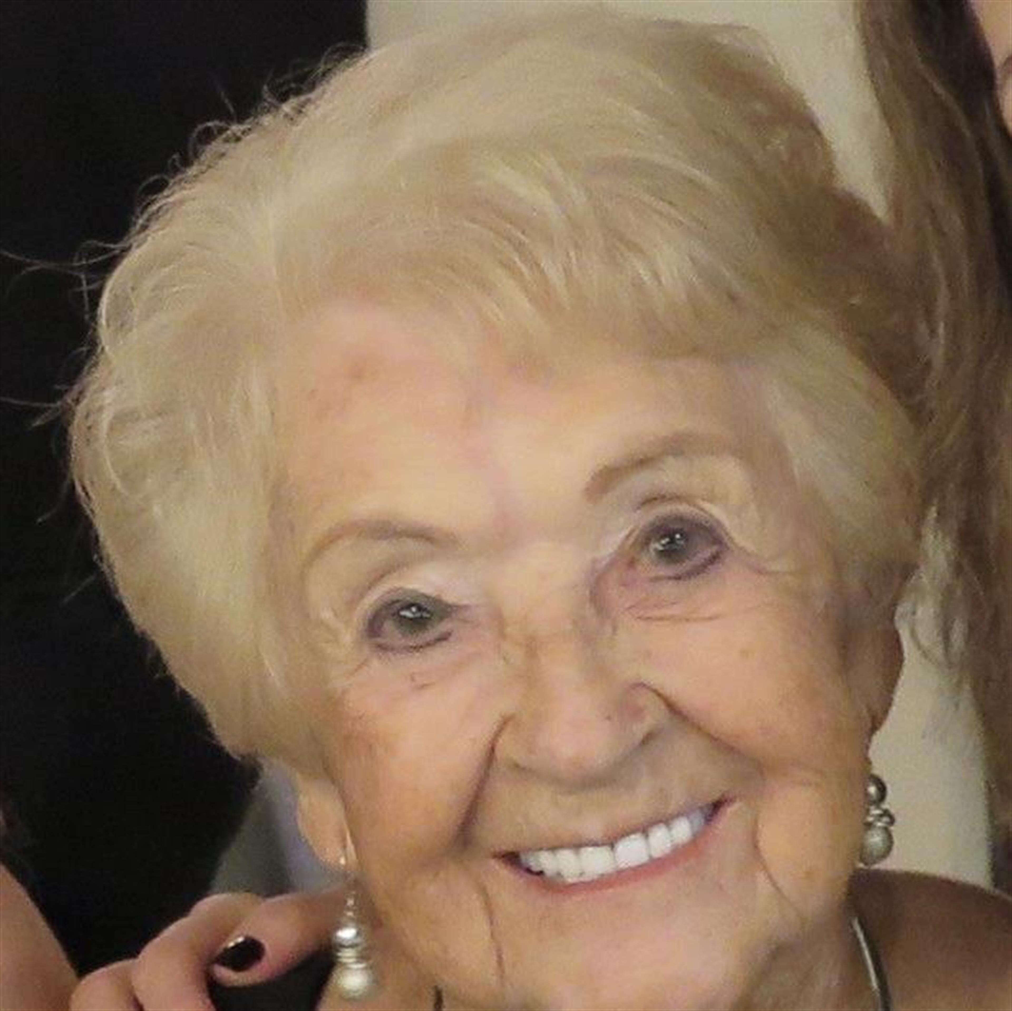 Anna  Fleischer
