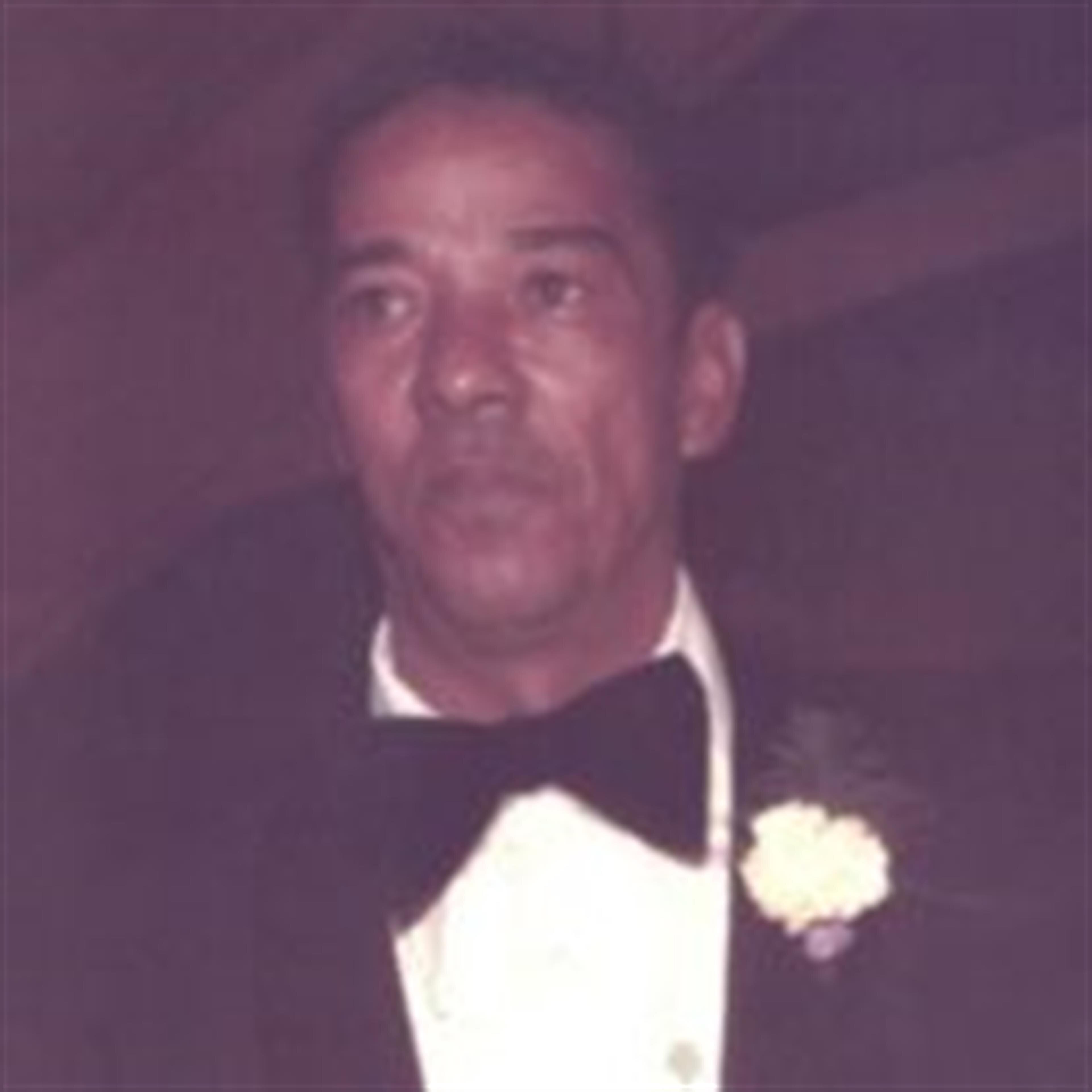 Francisco  Navarro