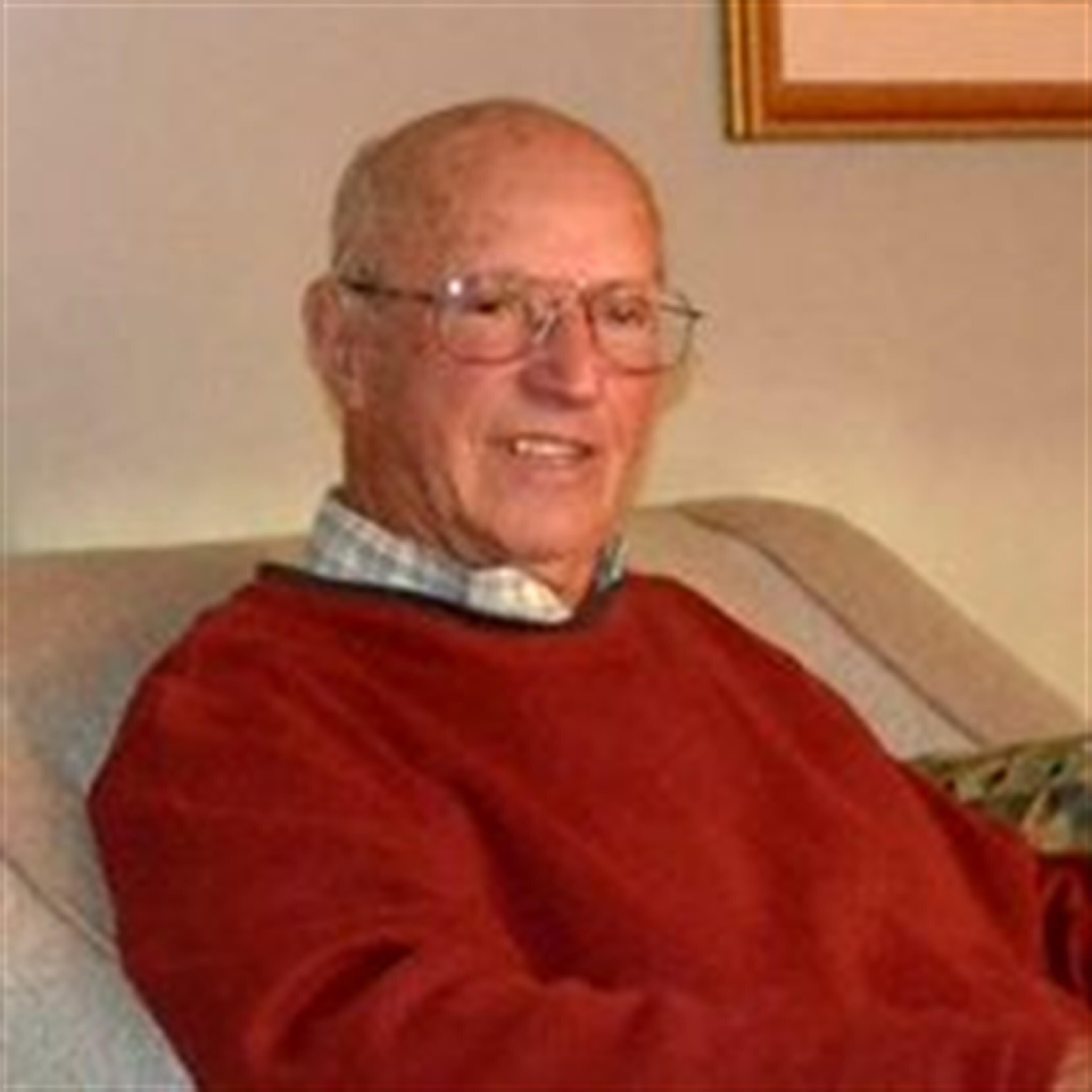 Earl Thomas Buteau