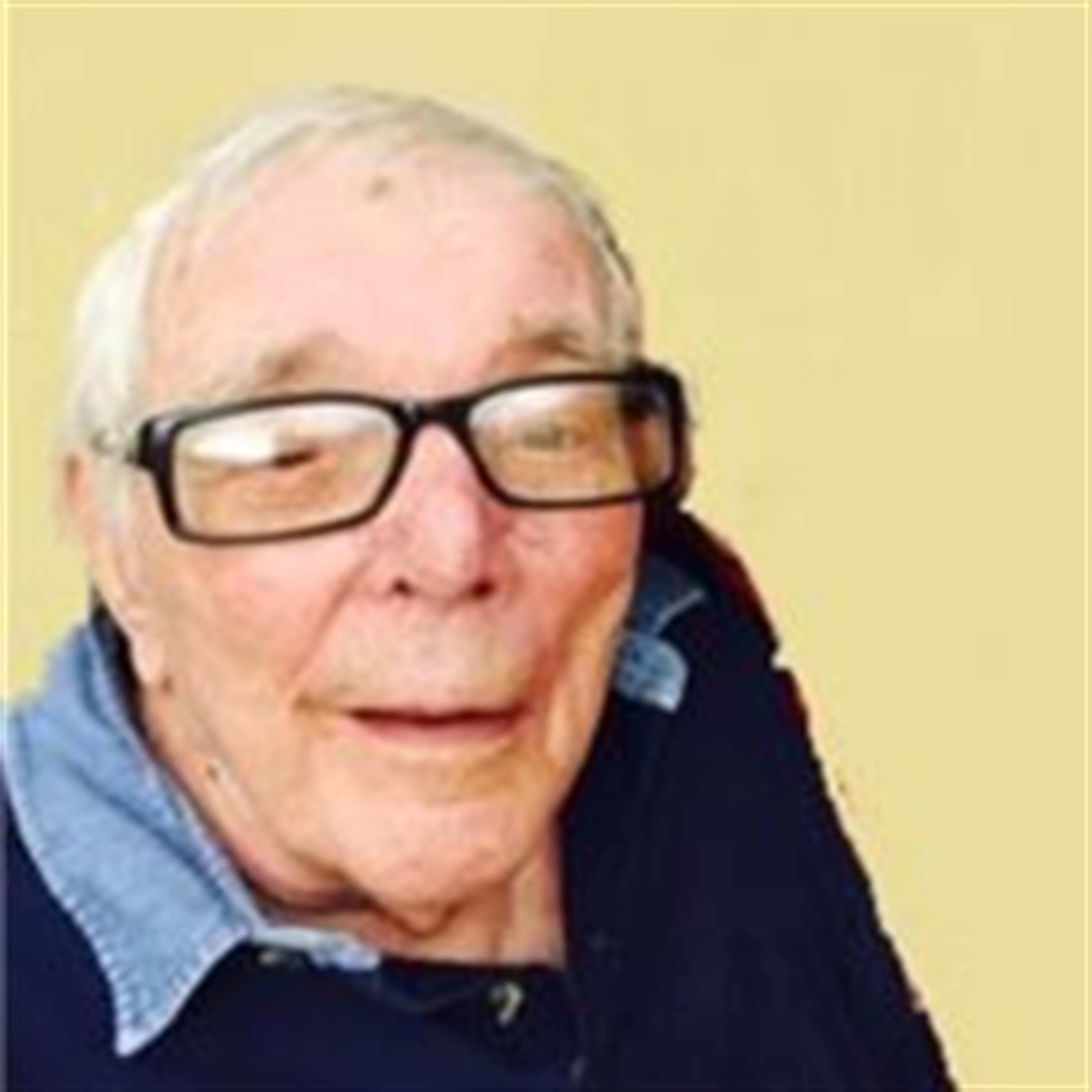 Richard J. Lowe's obituary picture