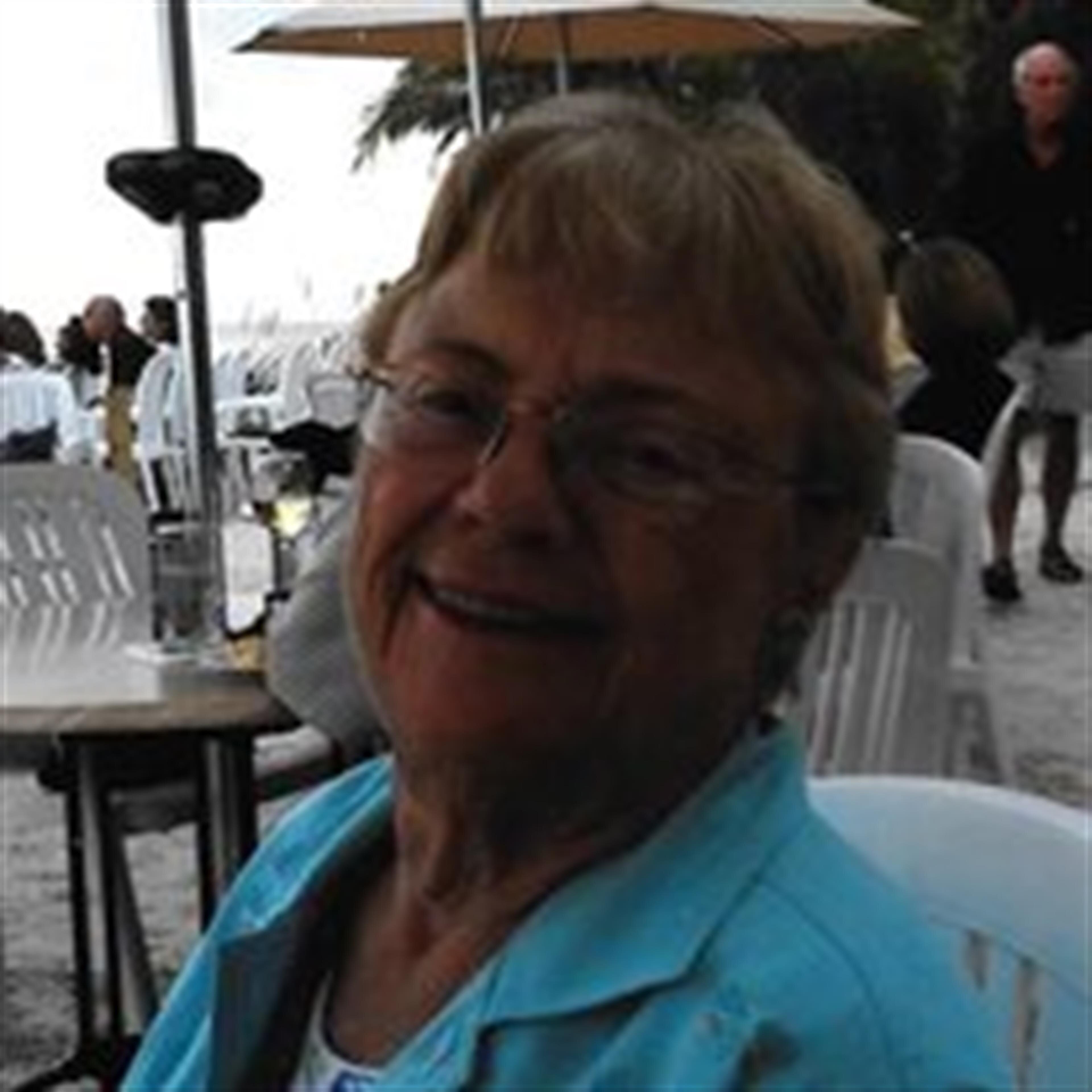 Roma Ruhl Shutt