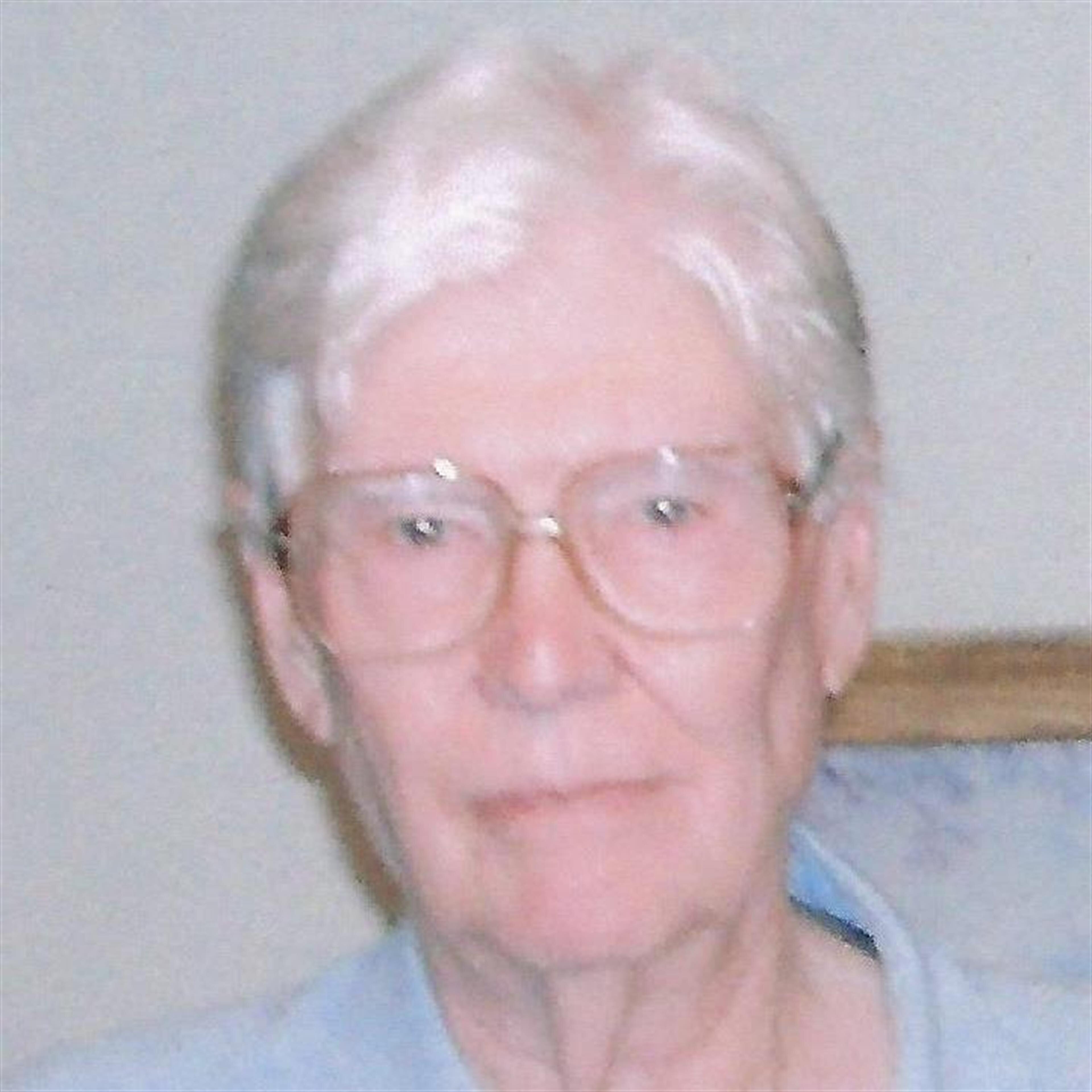 Bobby M.  Shelton Sr. (Seymour) 