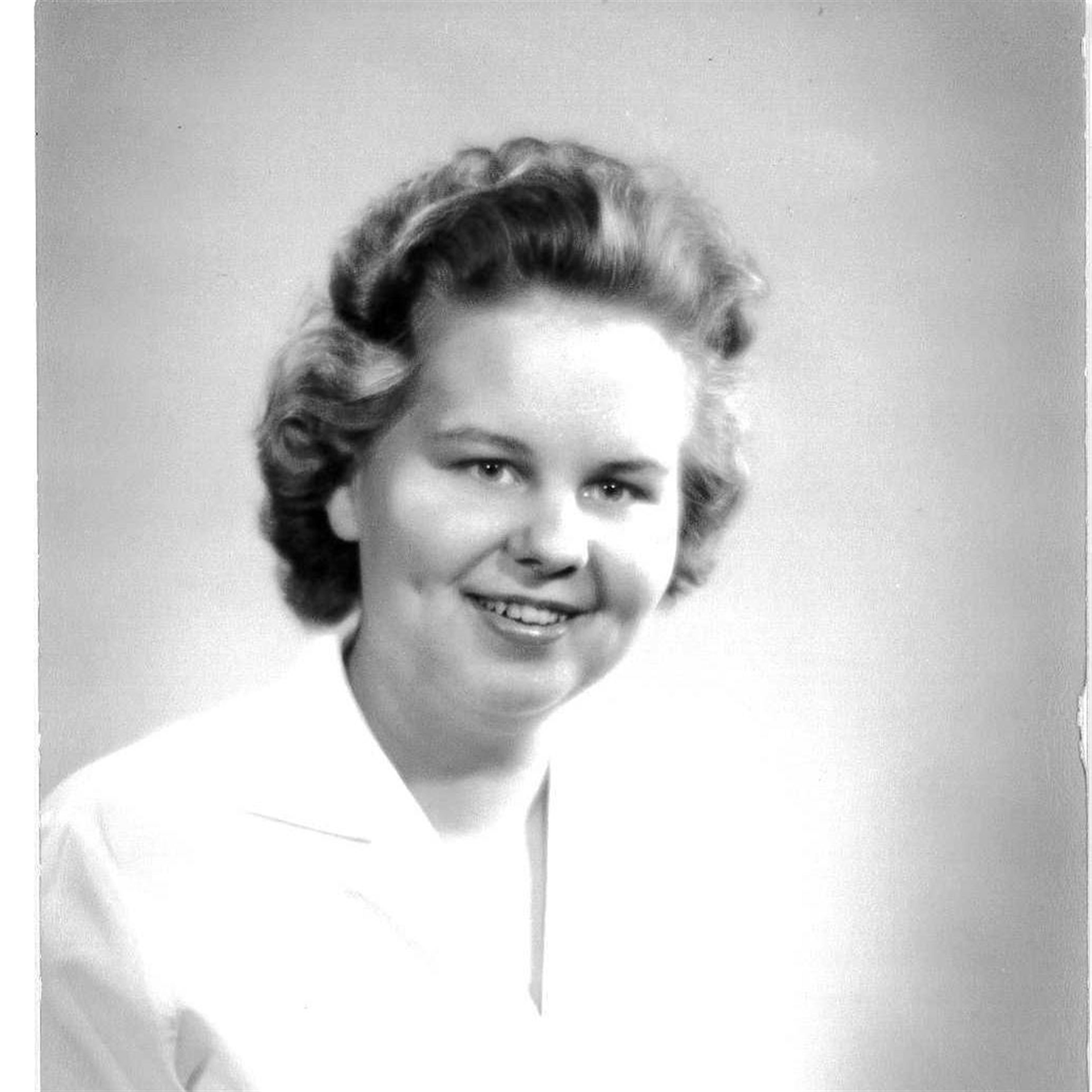 Mrs.  Kay Ellen Deuster
