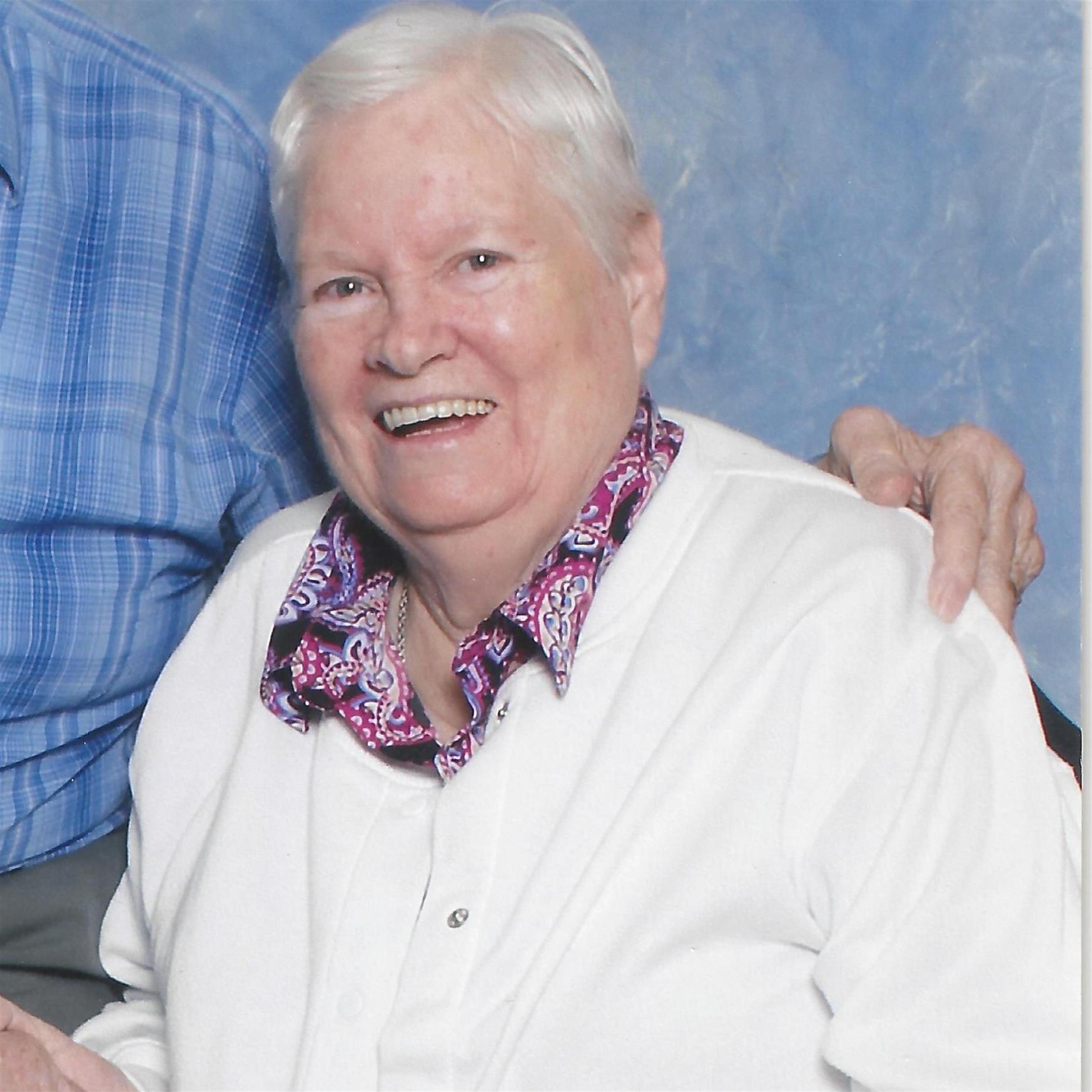 Leah M. Lee (Seymour)