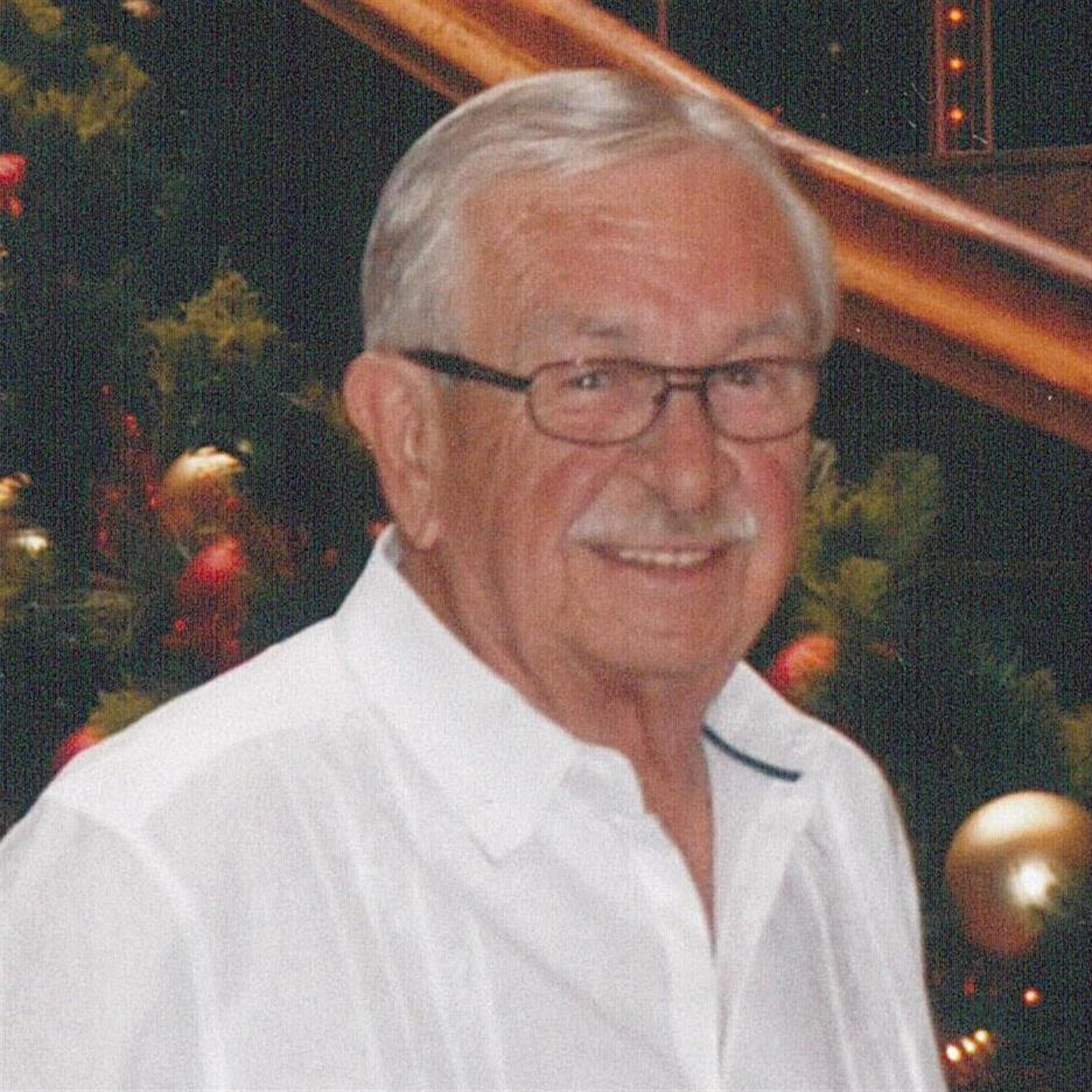 Robert Francis Lecaroz Sr.