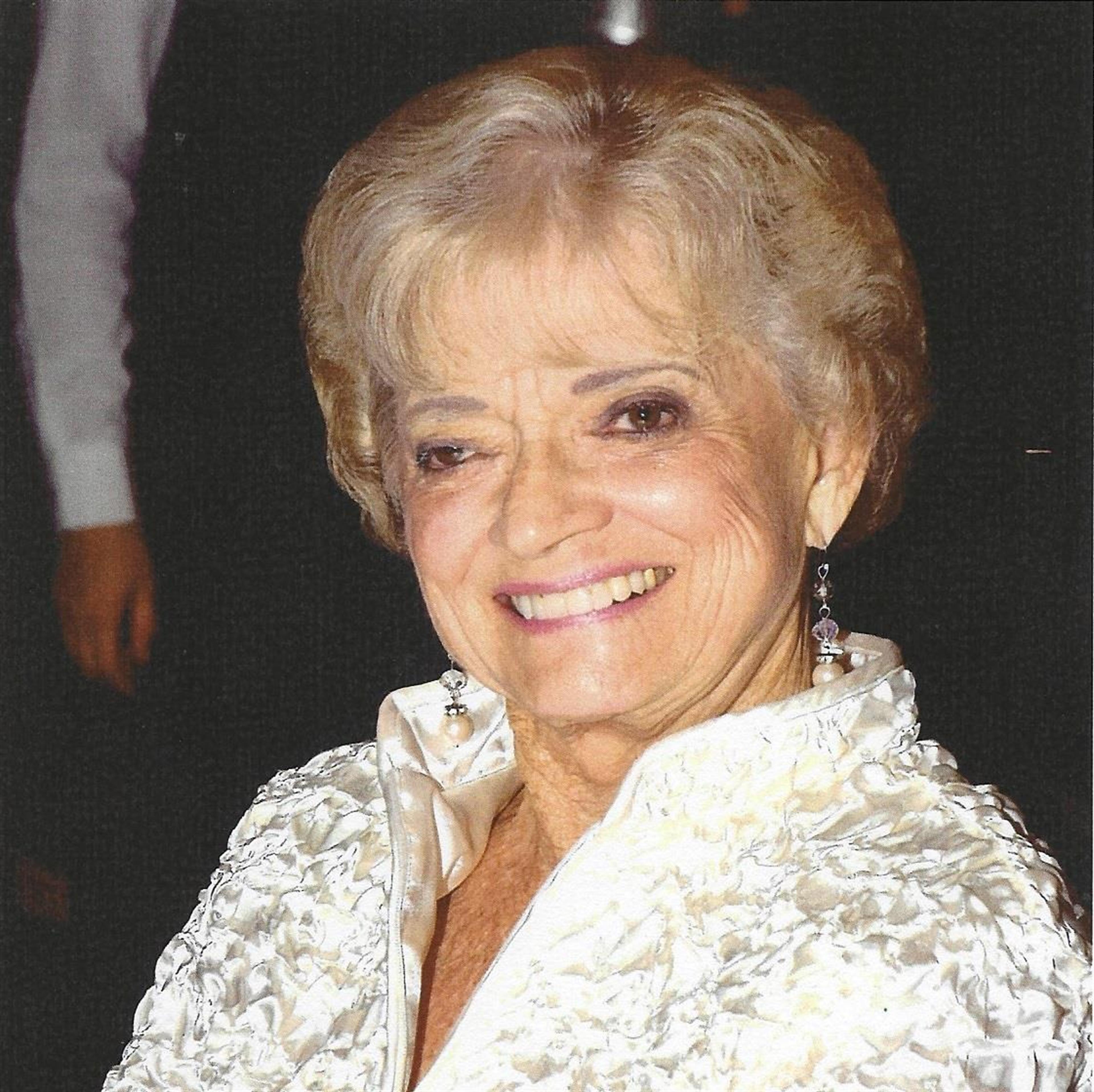 Andree  Couture Schroeder's obituary picture