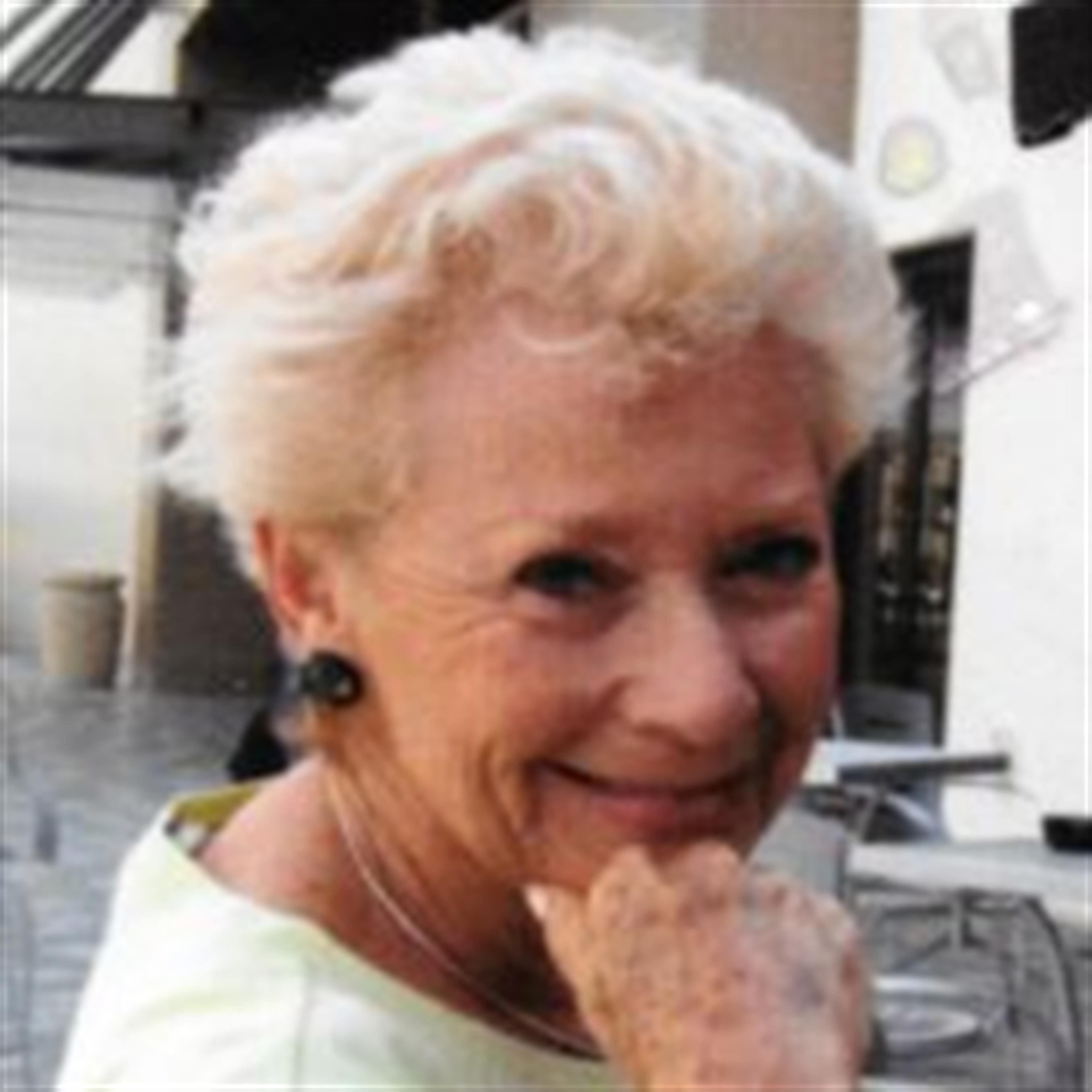 Gloria M Waldman