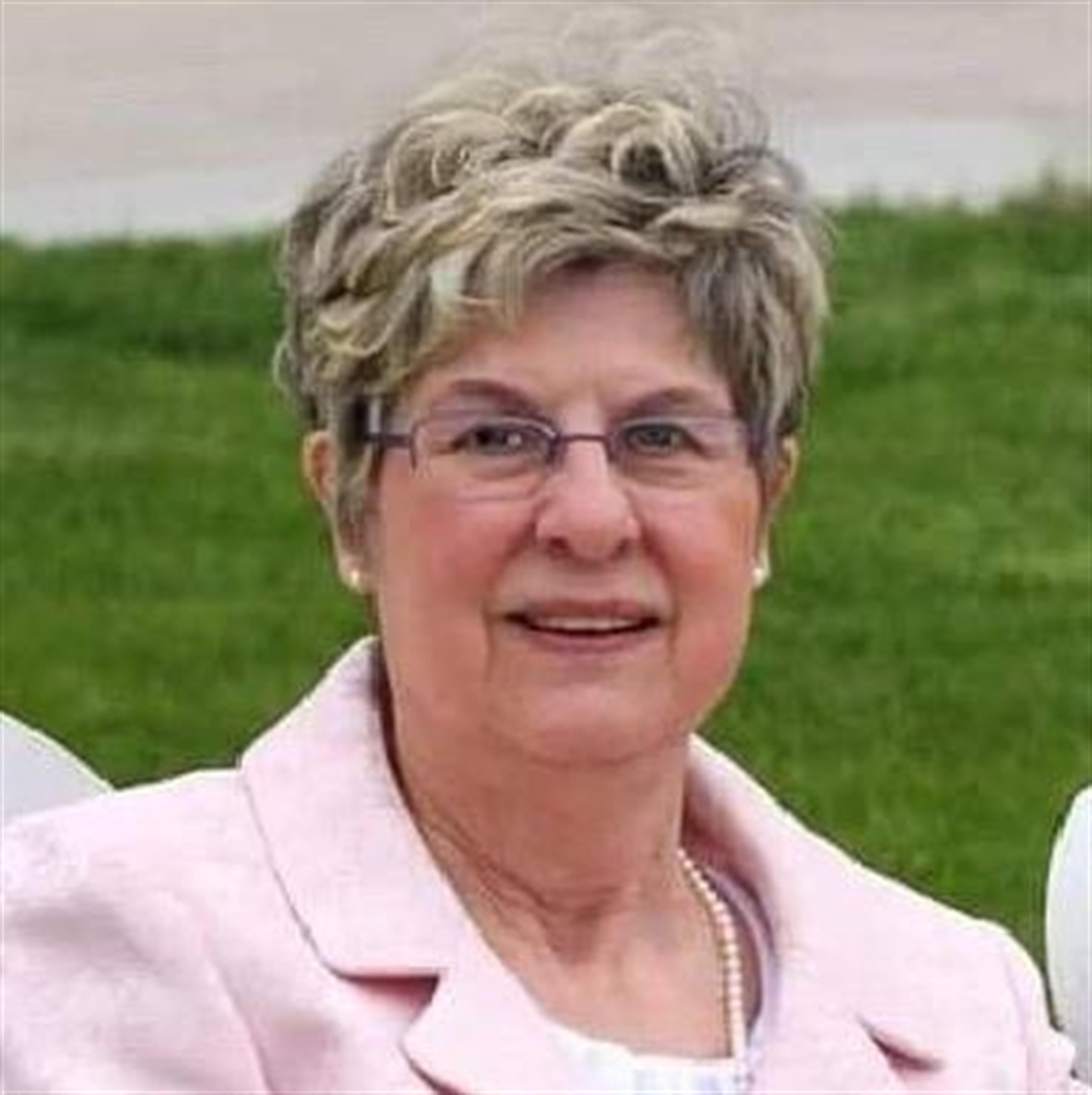 Gloria J. Juhnke's obituary picture