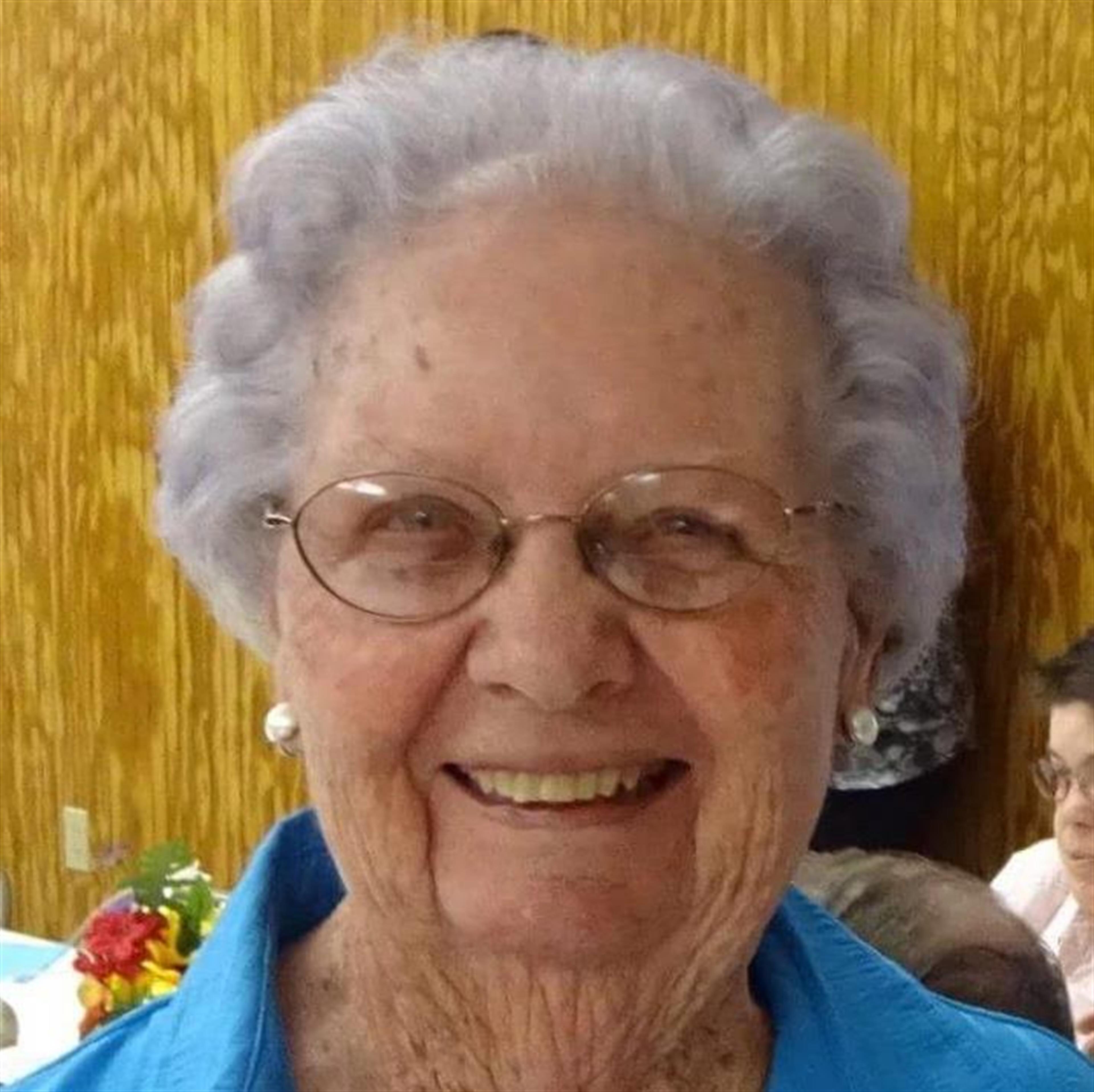 Geraldine Holland