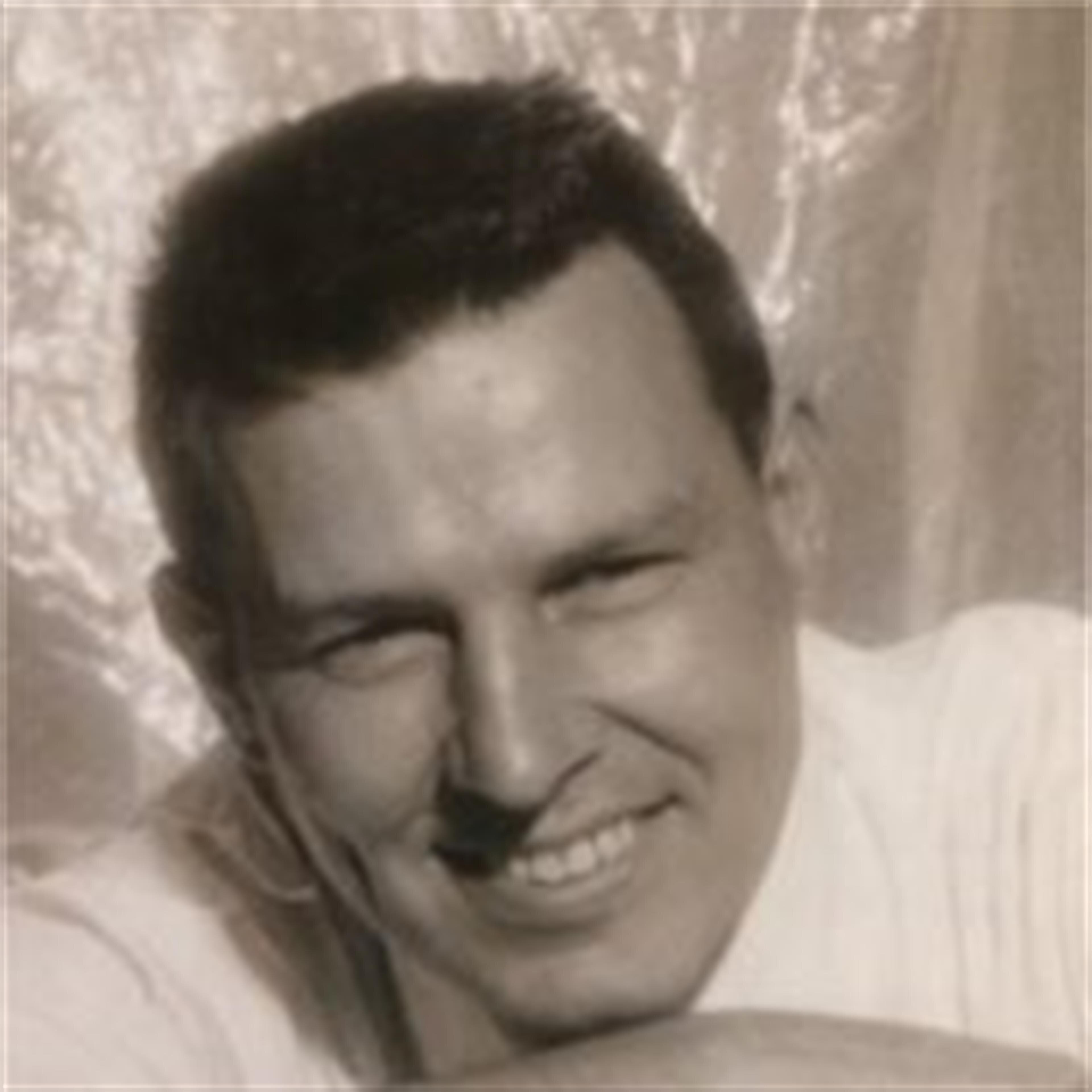 Robert E Garon