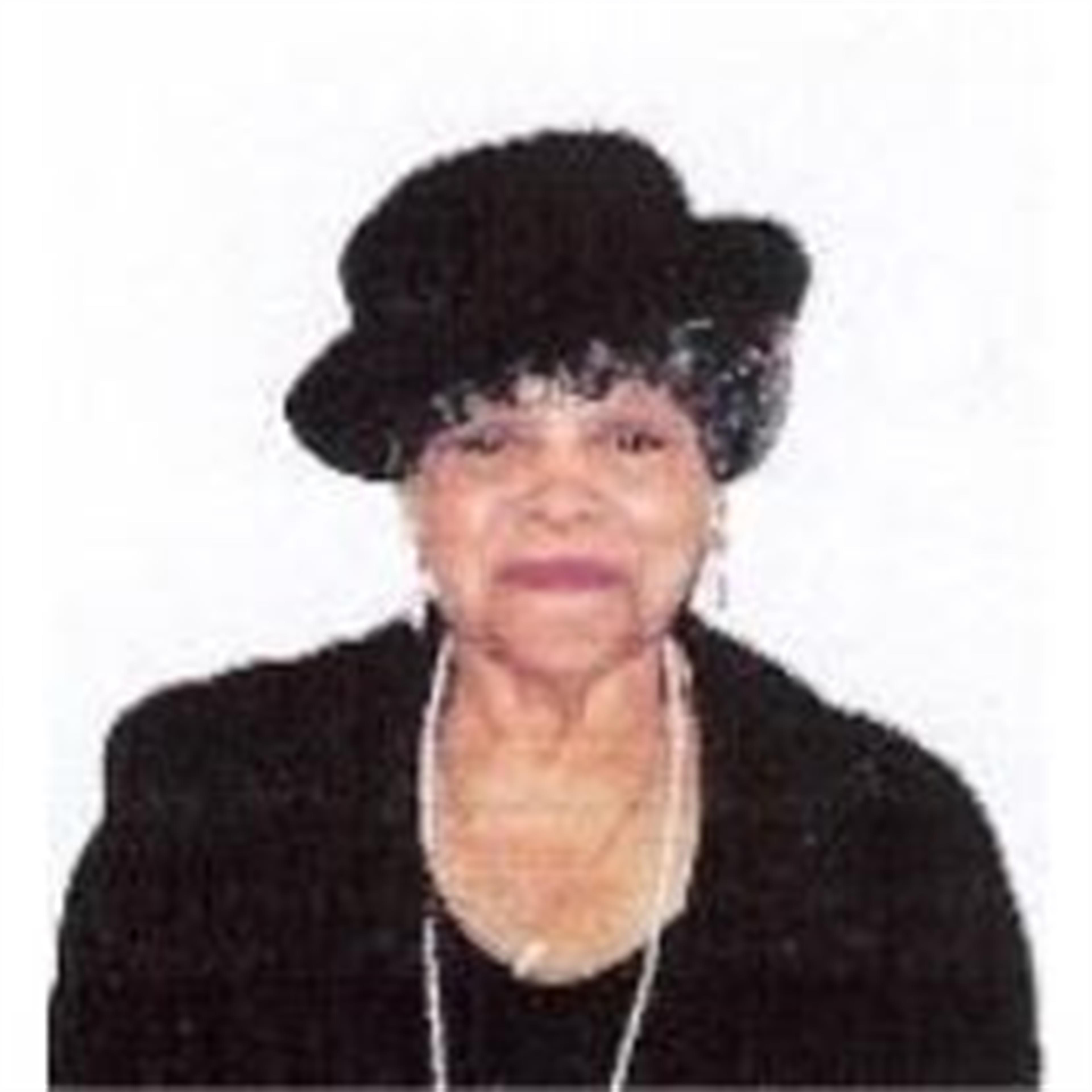 Daisy
 
E.
 
Evans' obituary picture