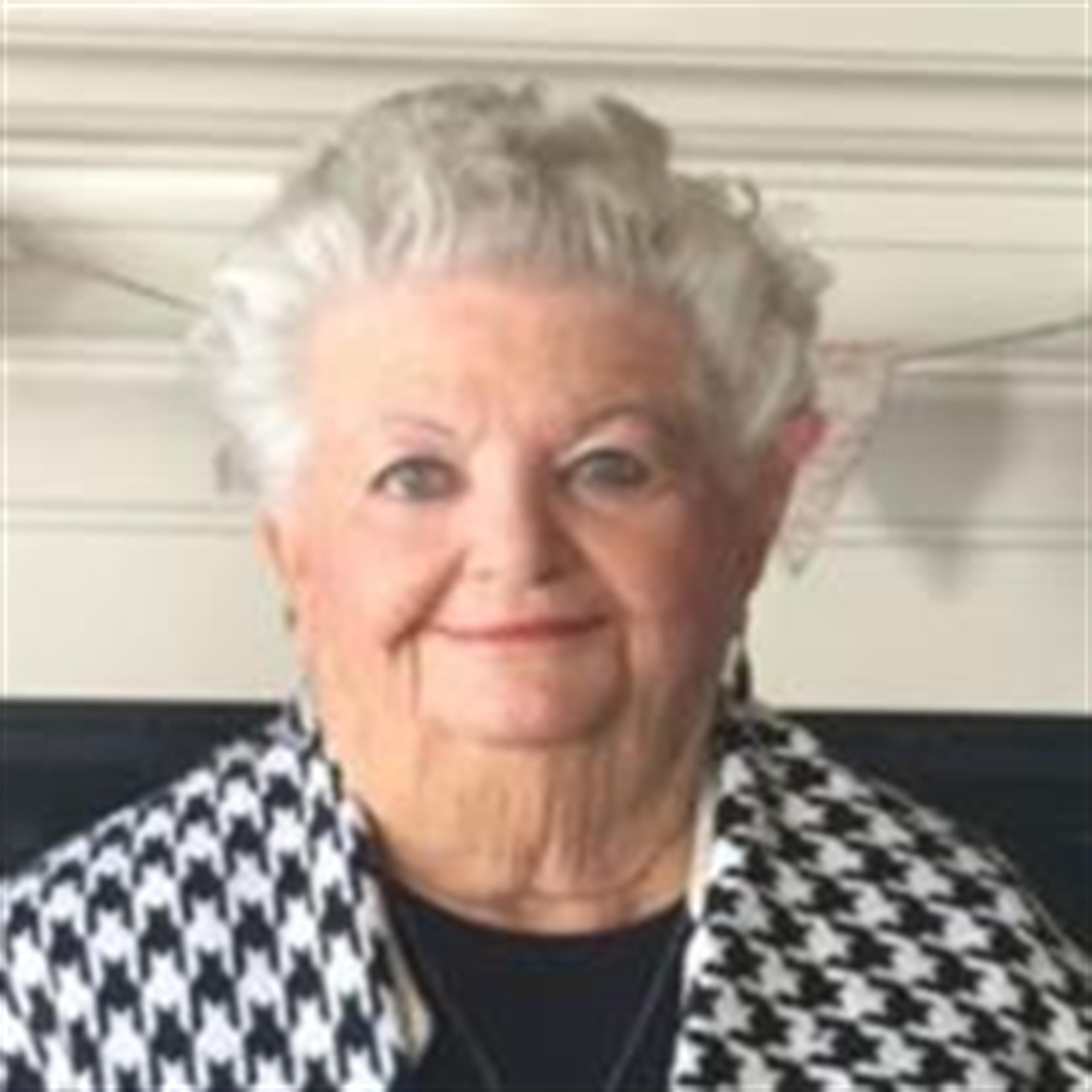 Elizabeth Ellen Hohowski