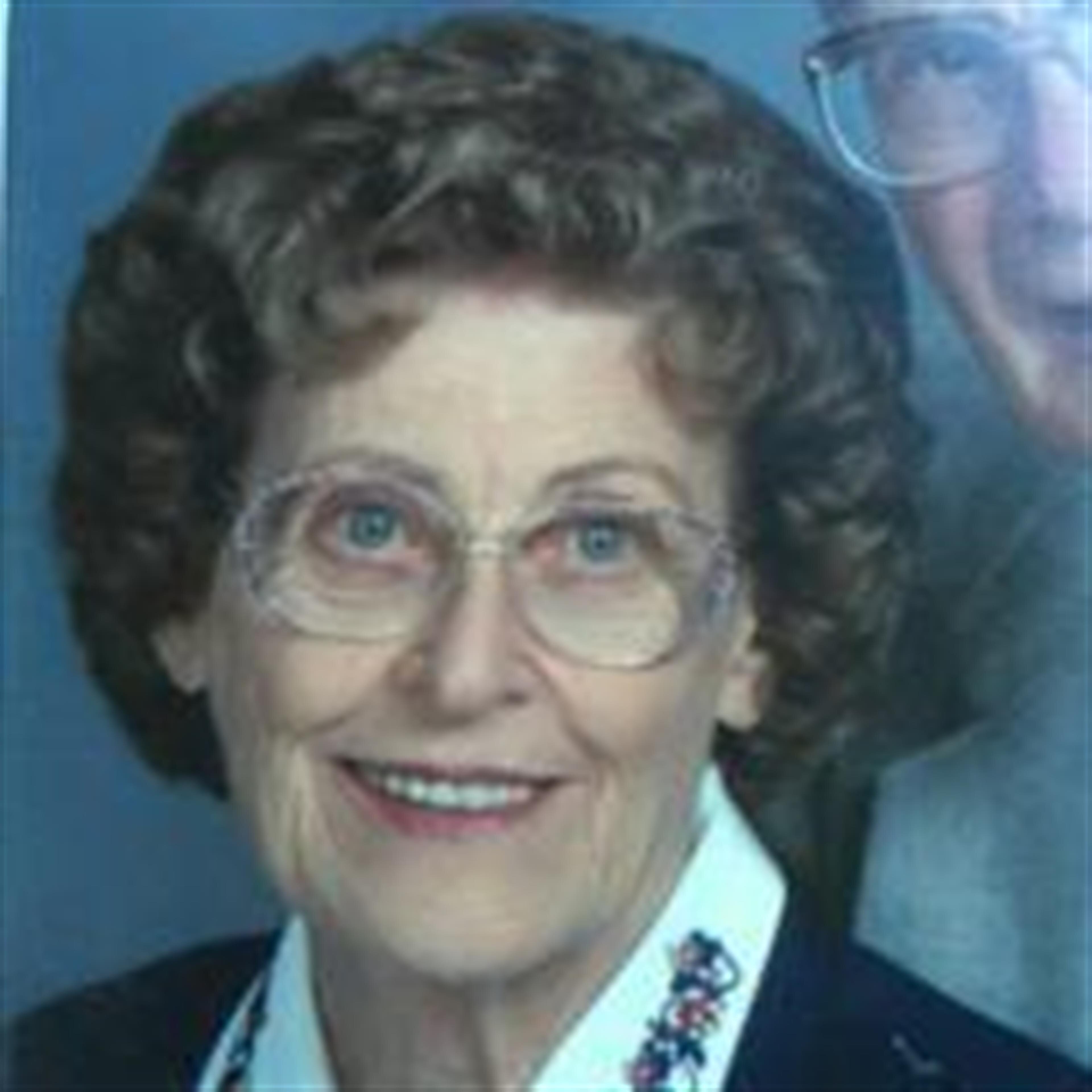 Lorain  Ruth De Marino