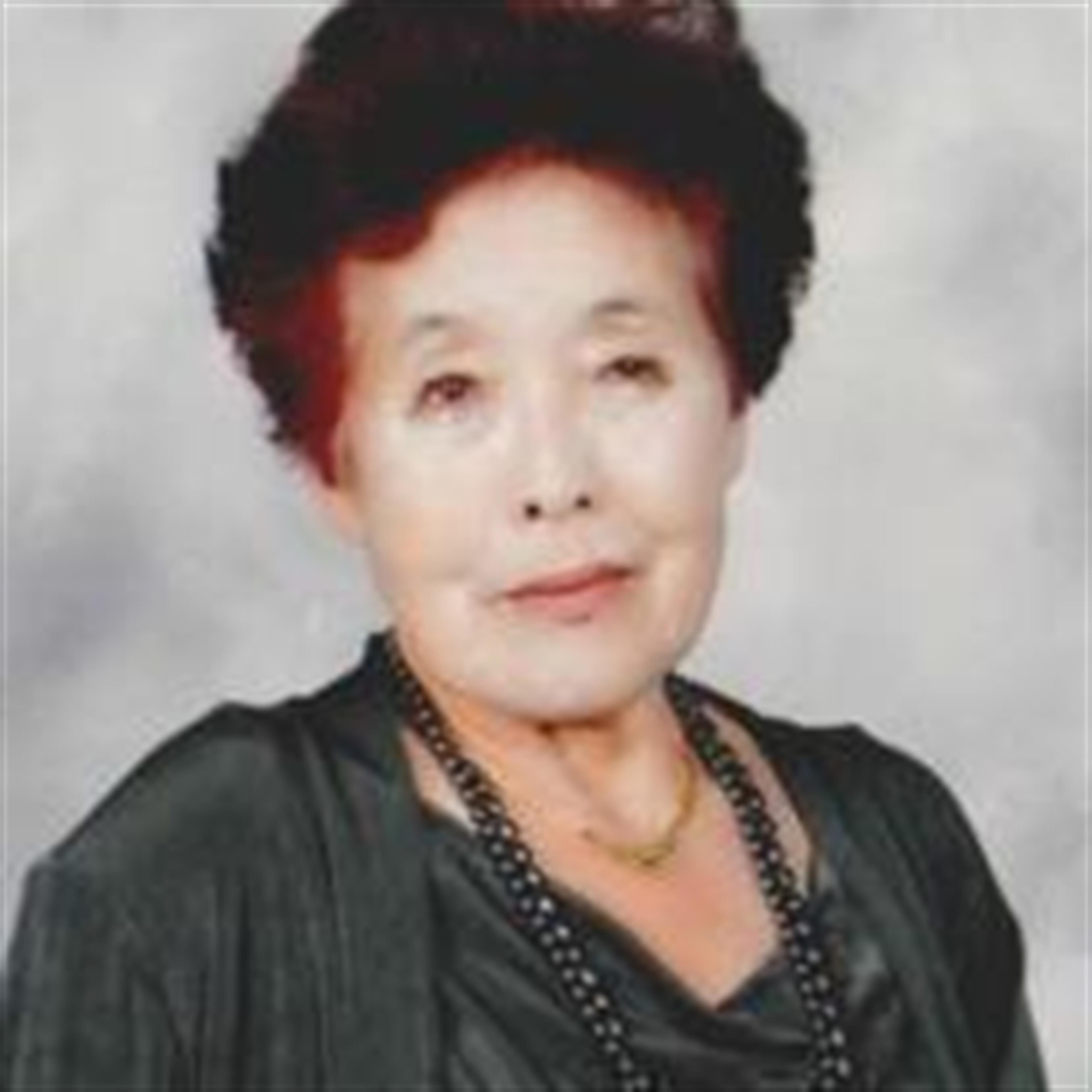 Yoshie Mori Thomas
