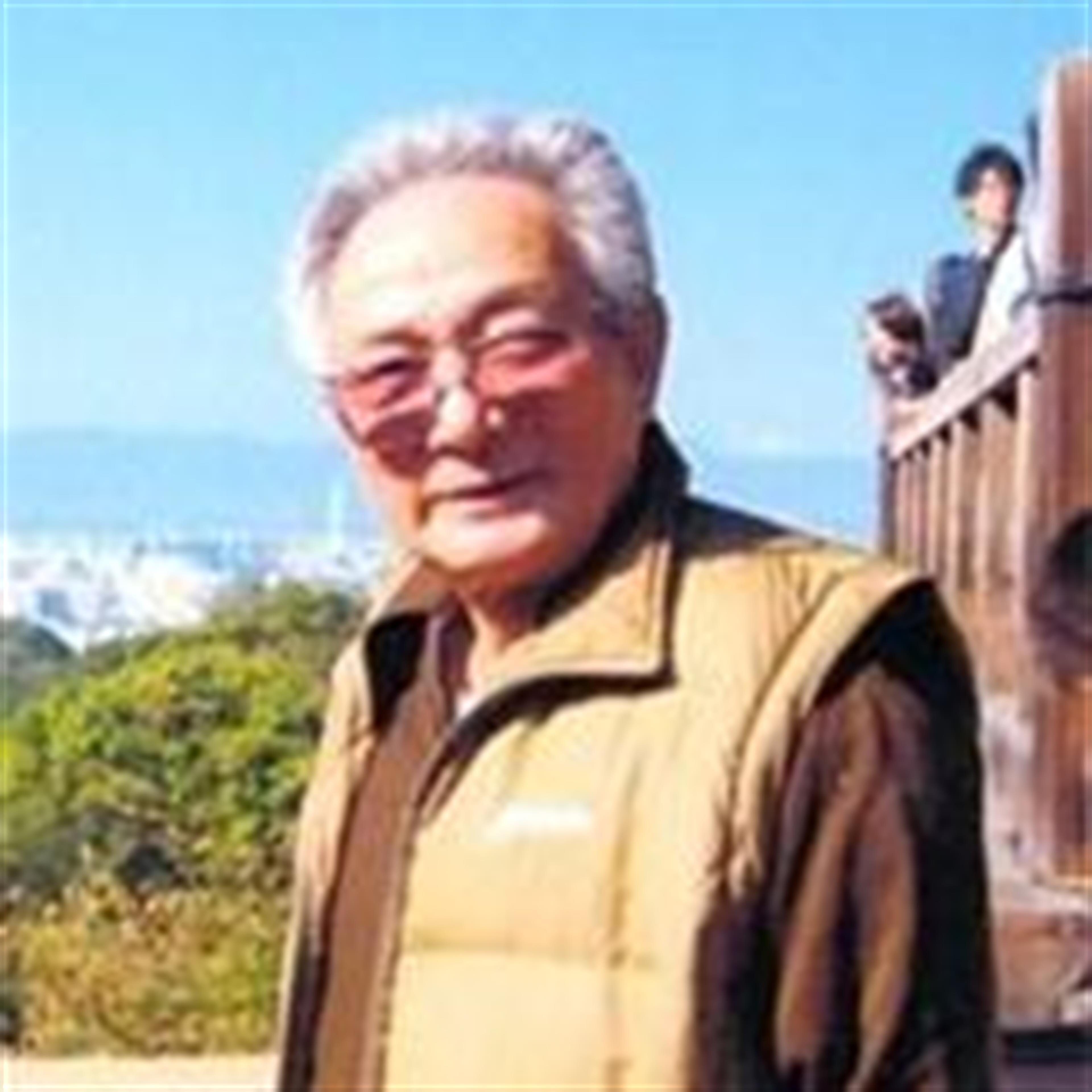 Yoshio  Sugisawa