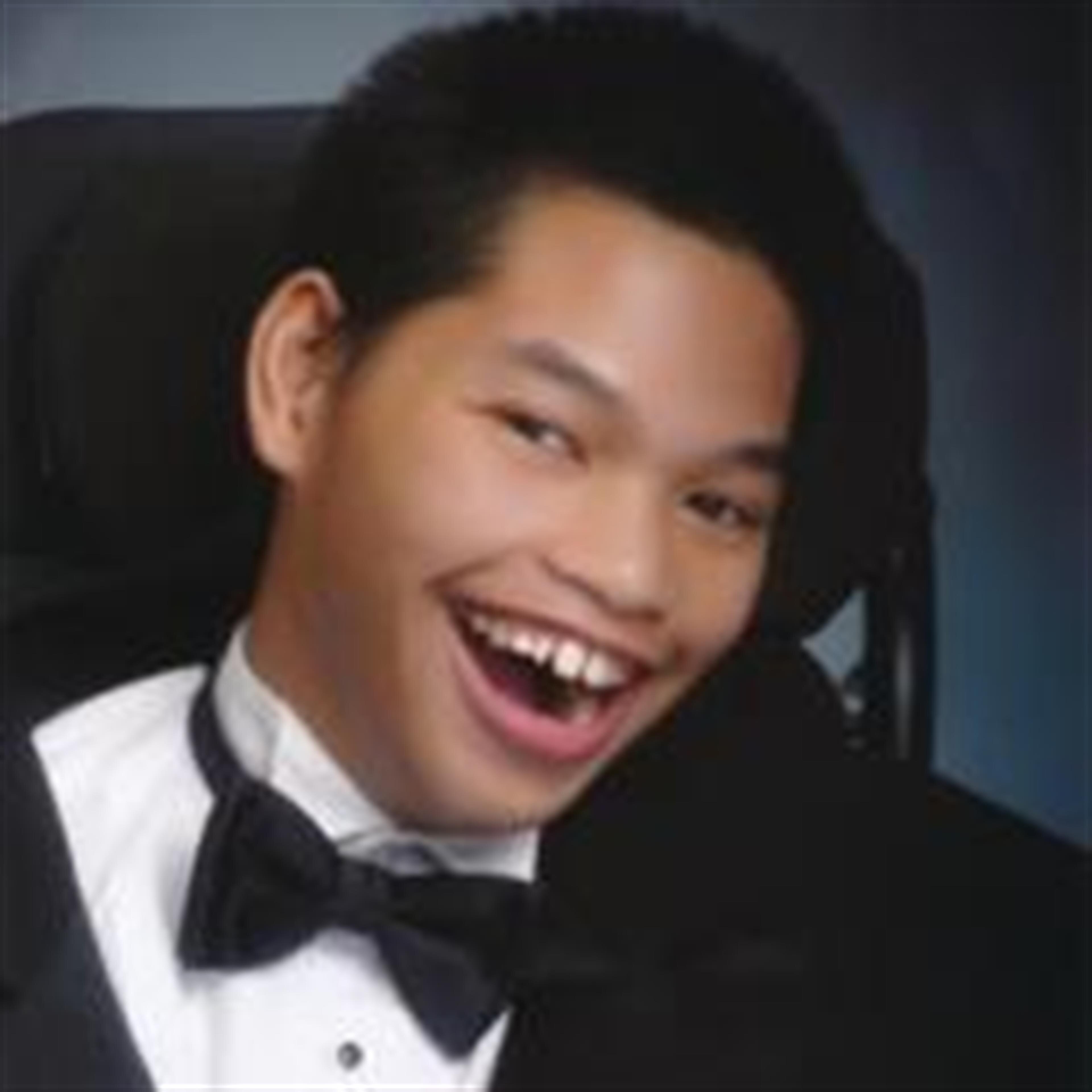 Noel Asanas Manglicmot