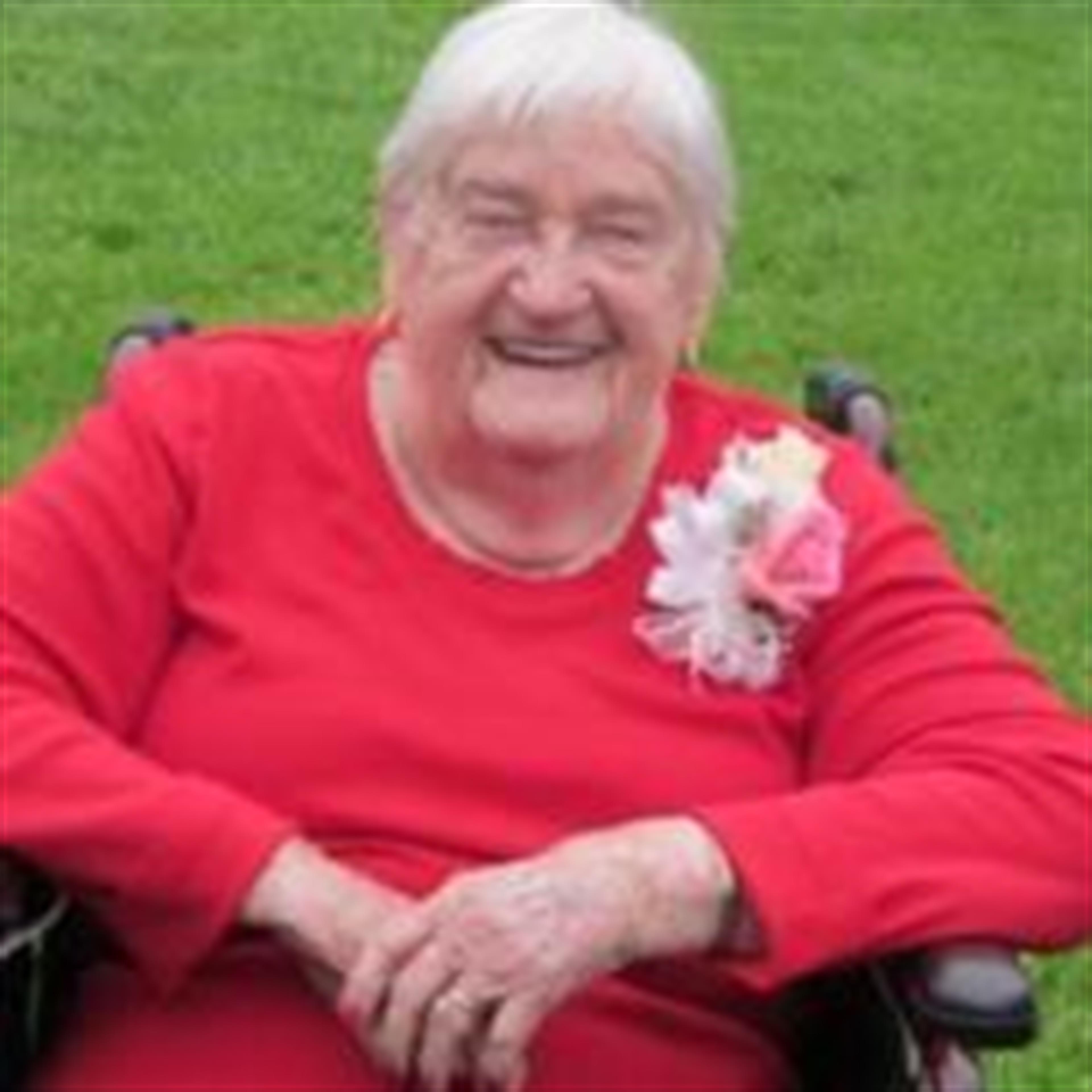 Laura "Gammy" Snelson