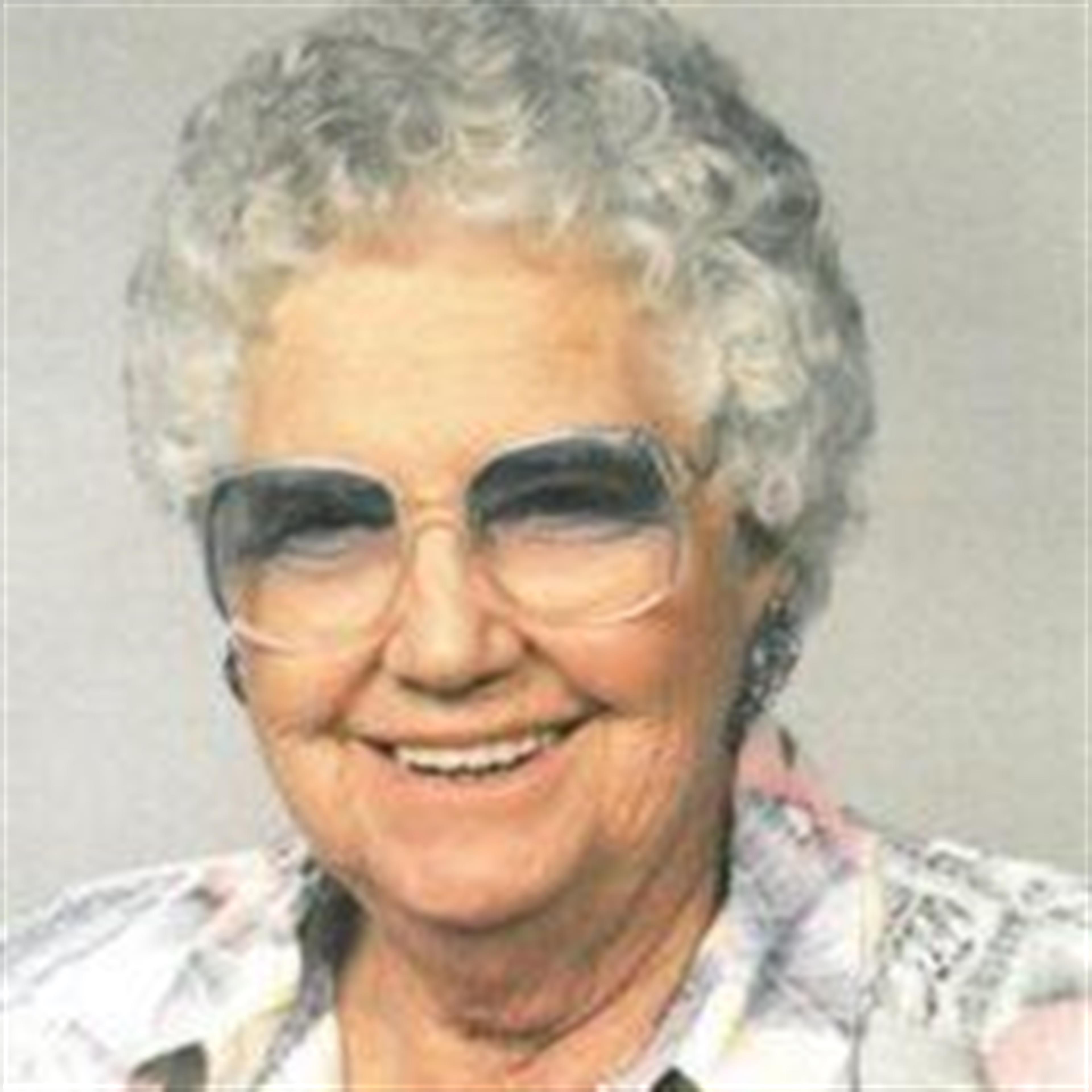 Eileen Mable Carender's obituary picture