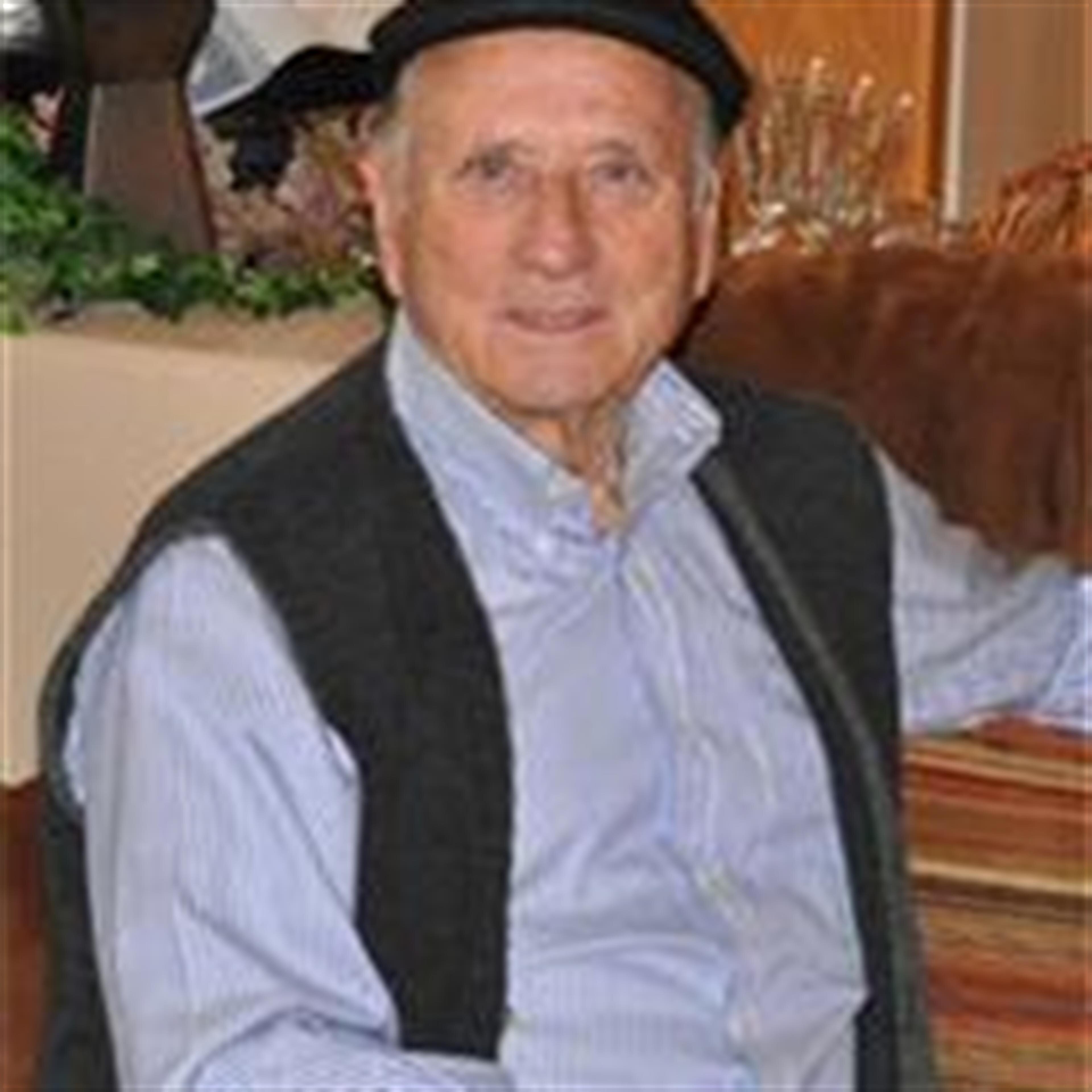 Mario Panos
