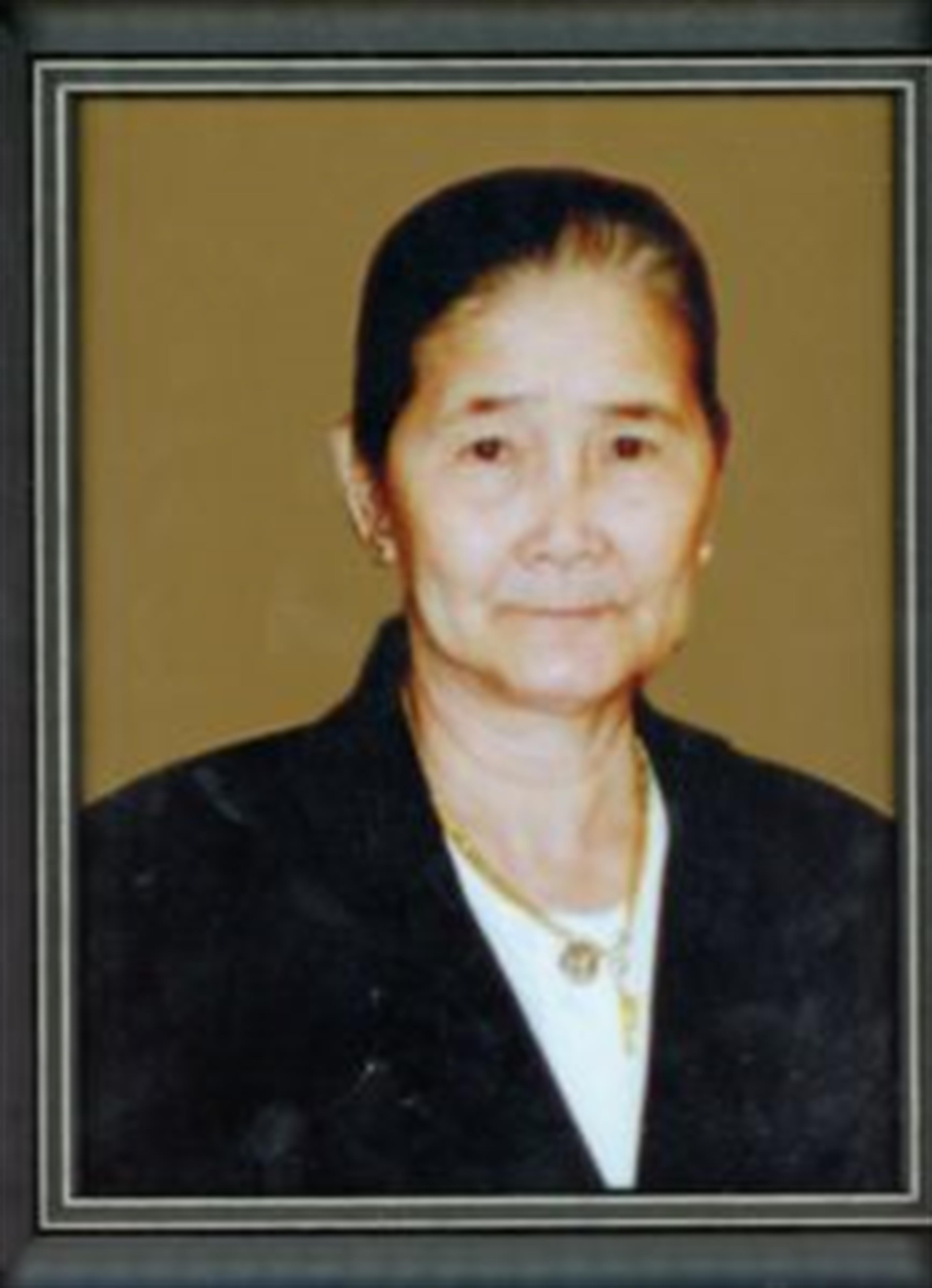 Bay Thi Dang's obituary picture