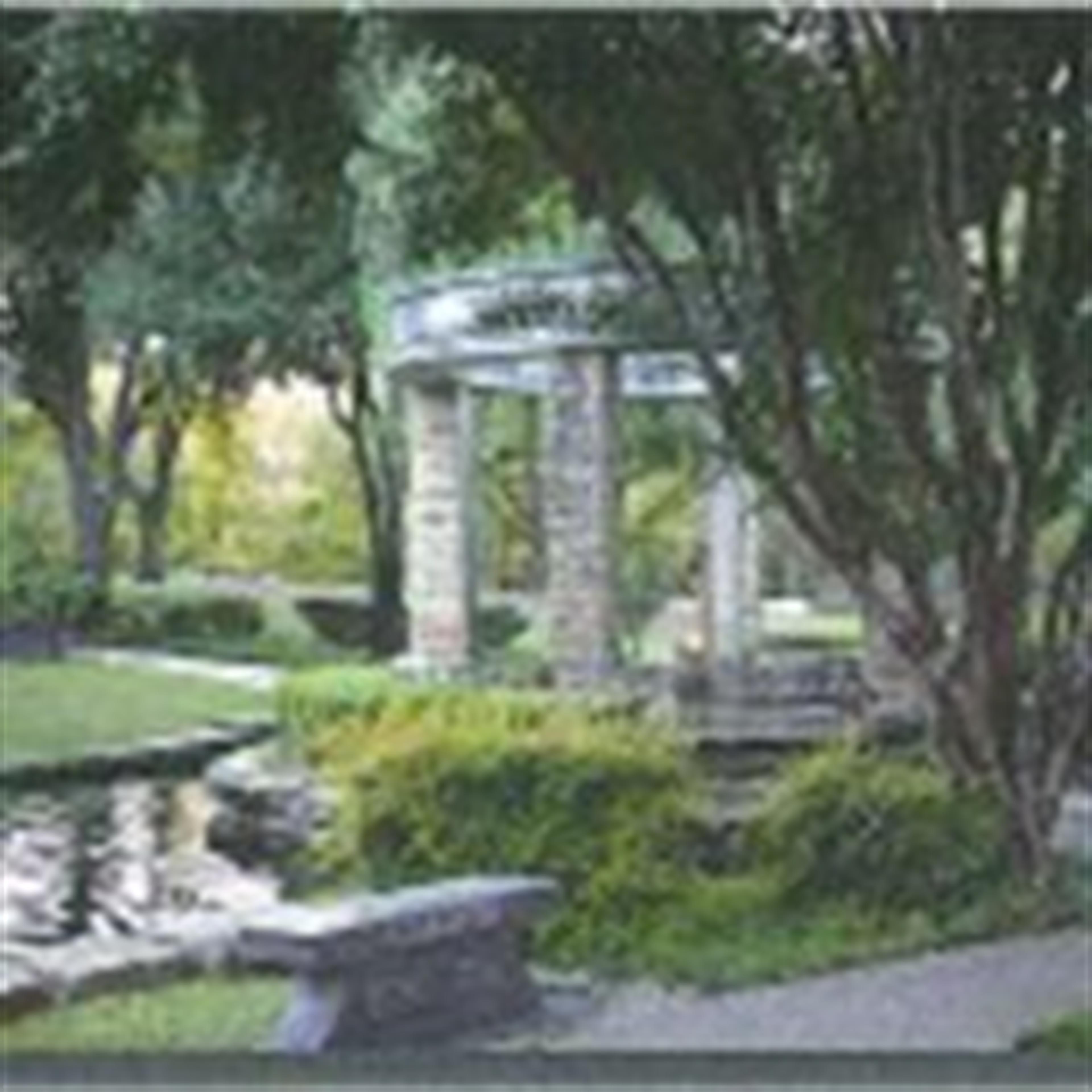 Guy Reynolds' obituary picture