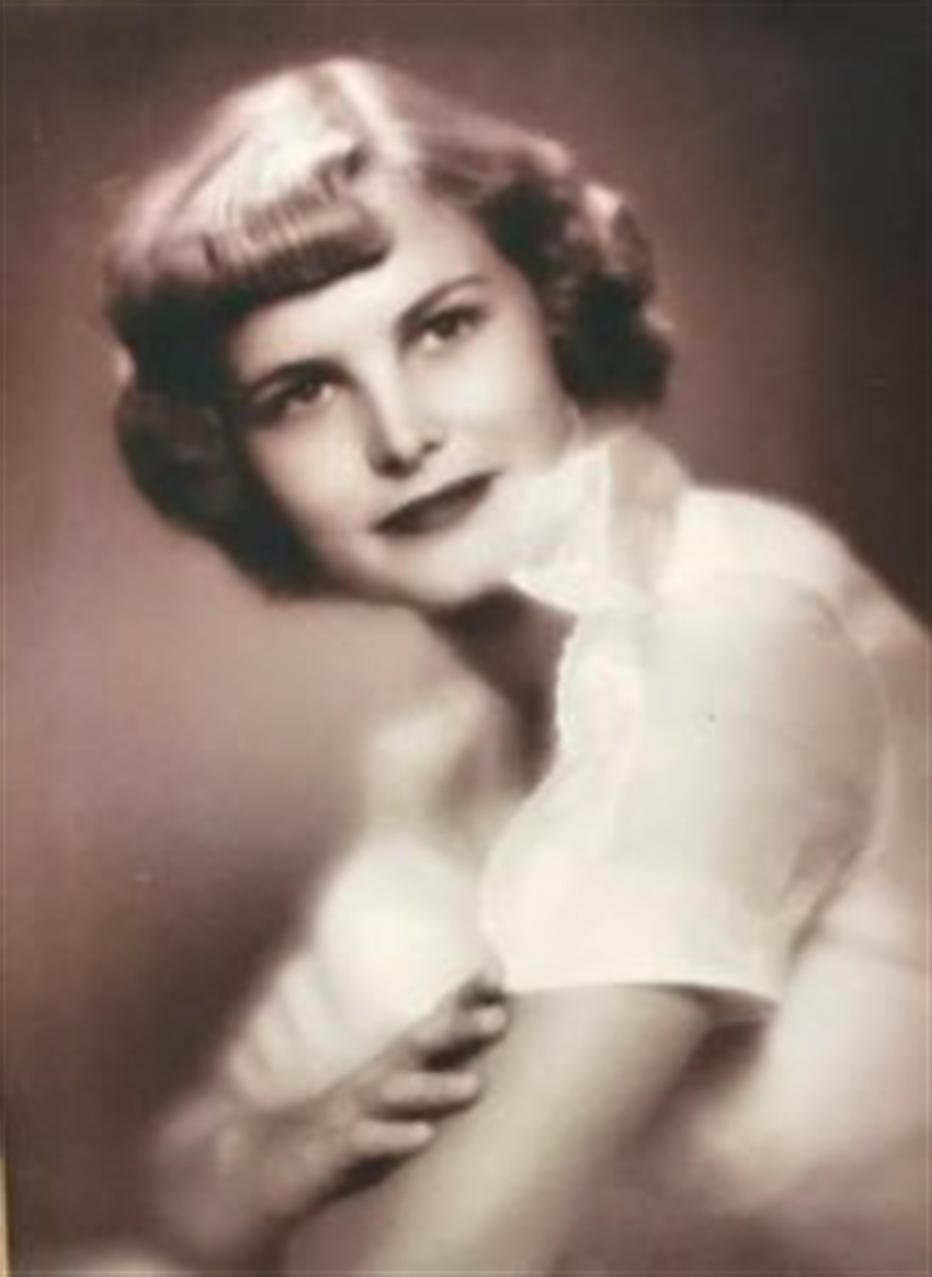 Martha E. Aufricht