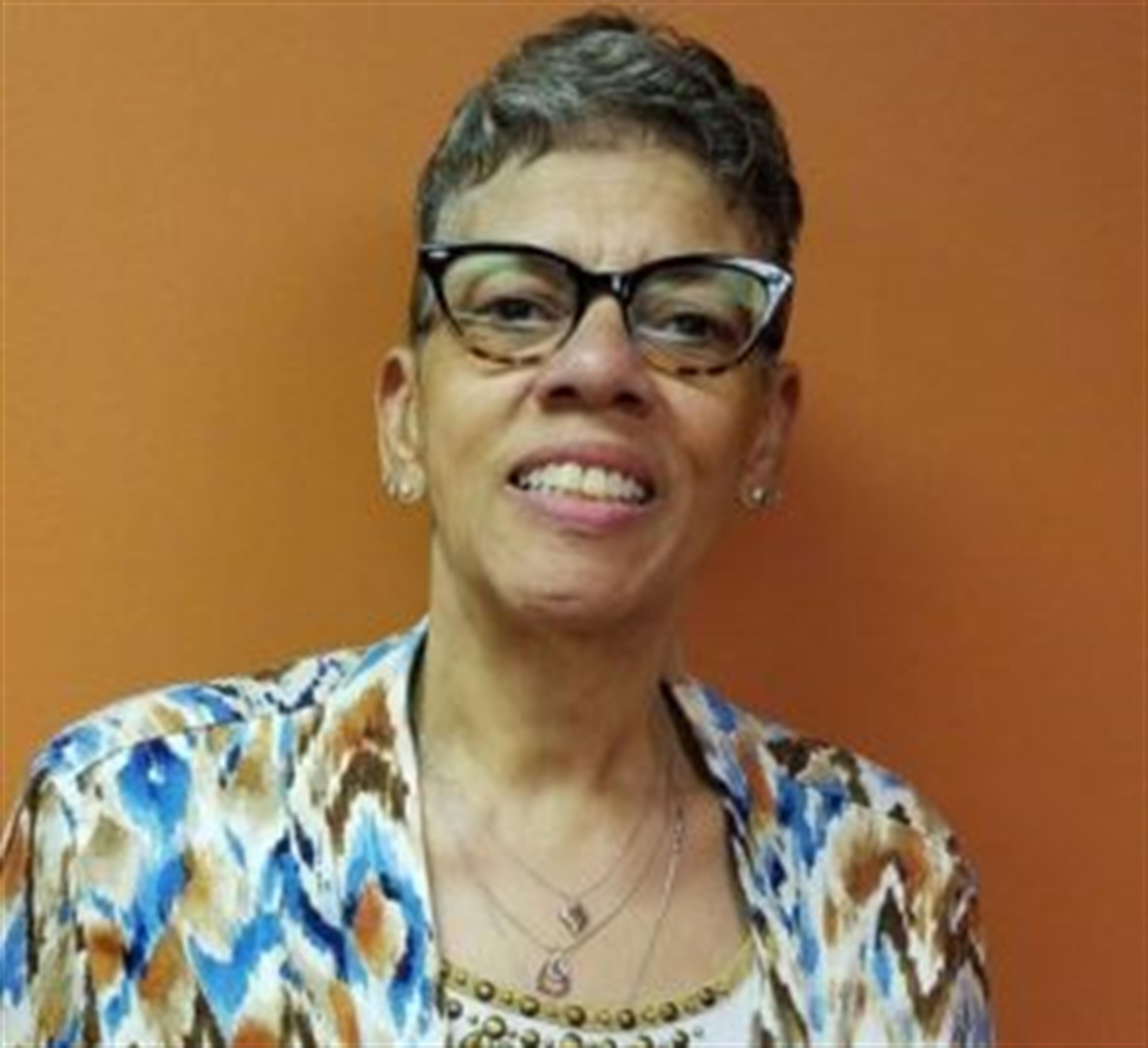 Lynette Roberts Oliver