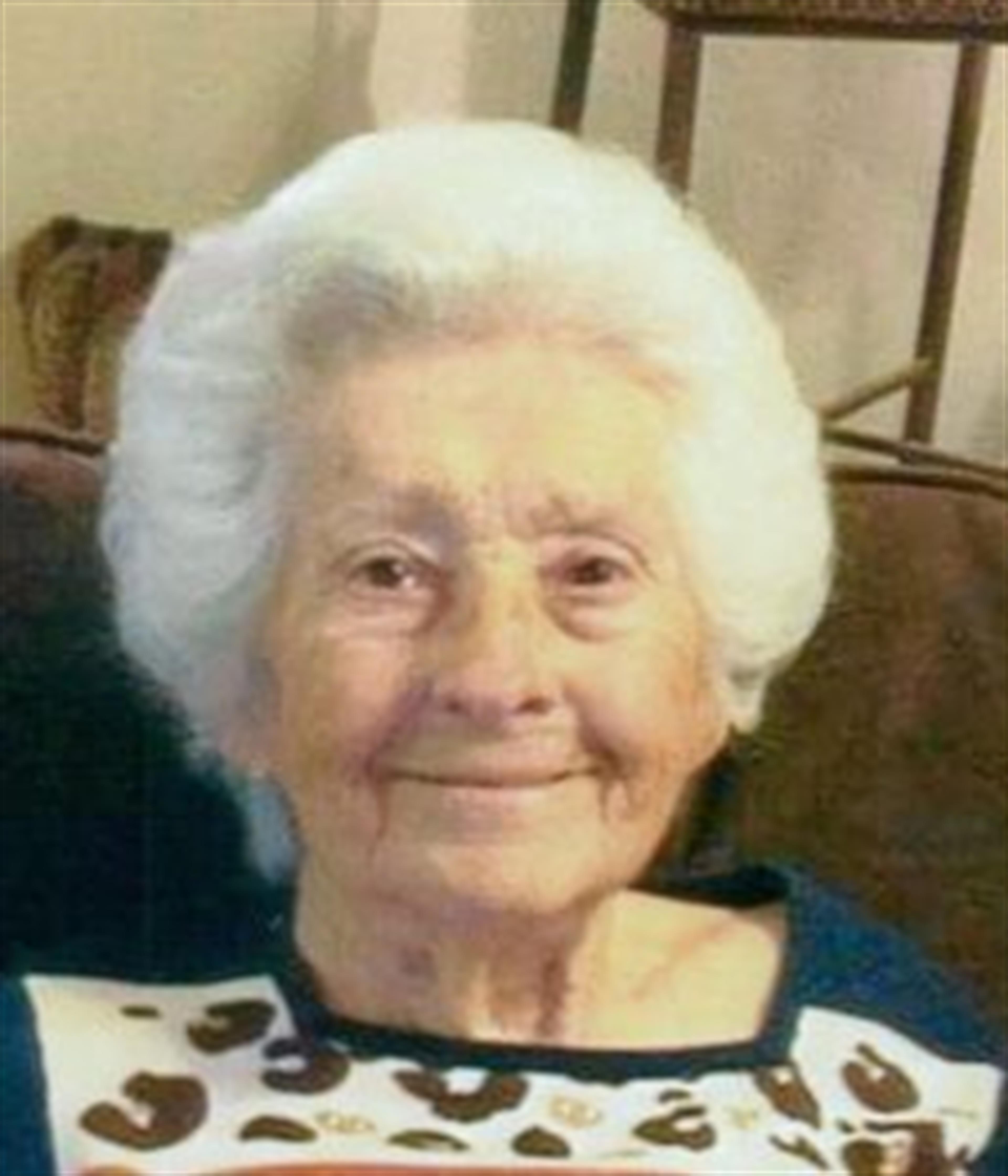 Lillian Lee Lewis