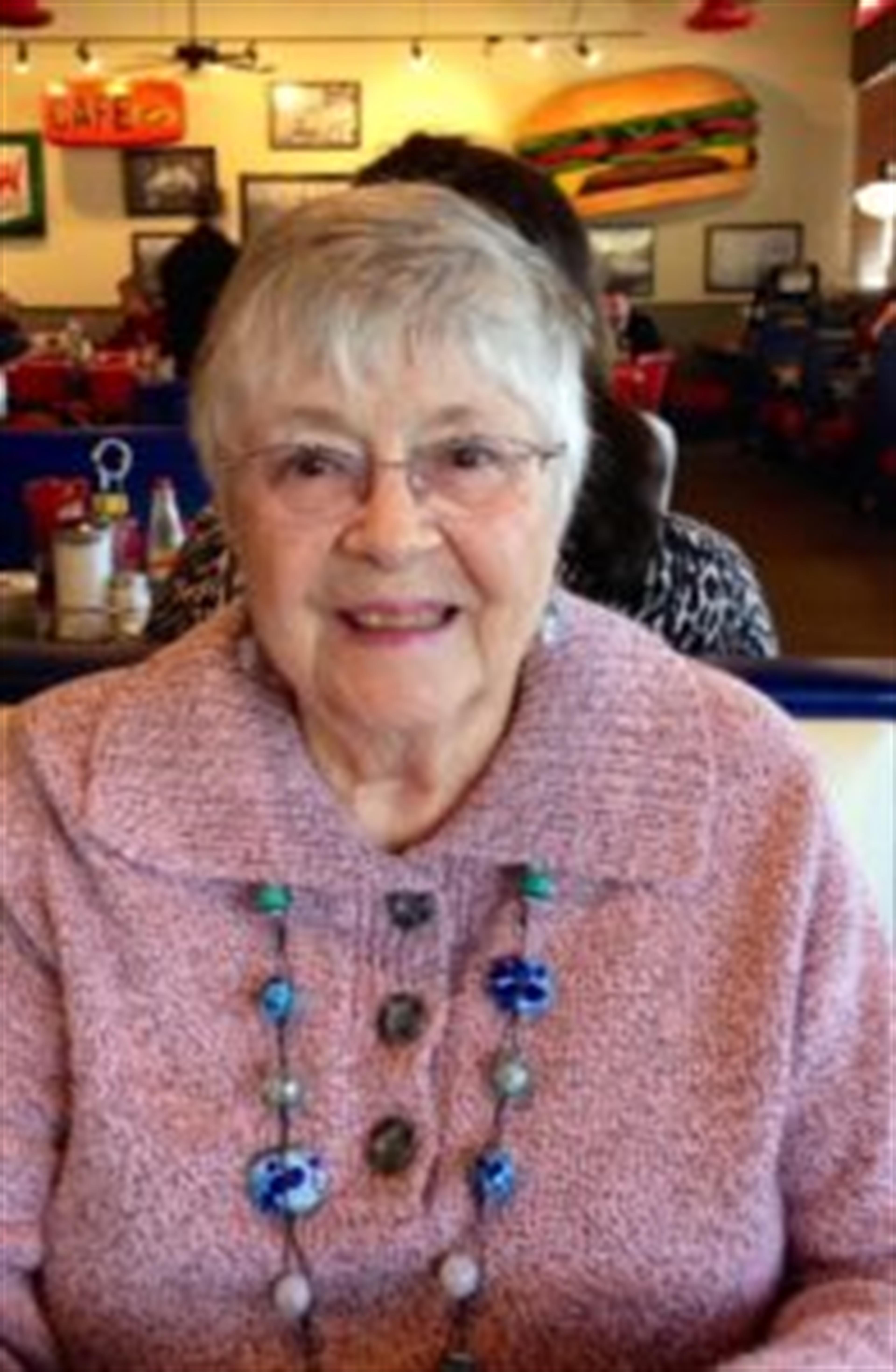 Doris Loreen Tanner's obituary picture