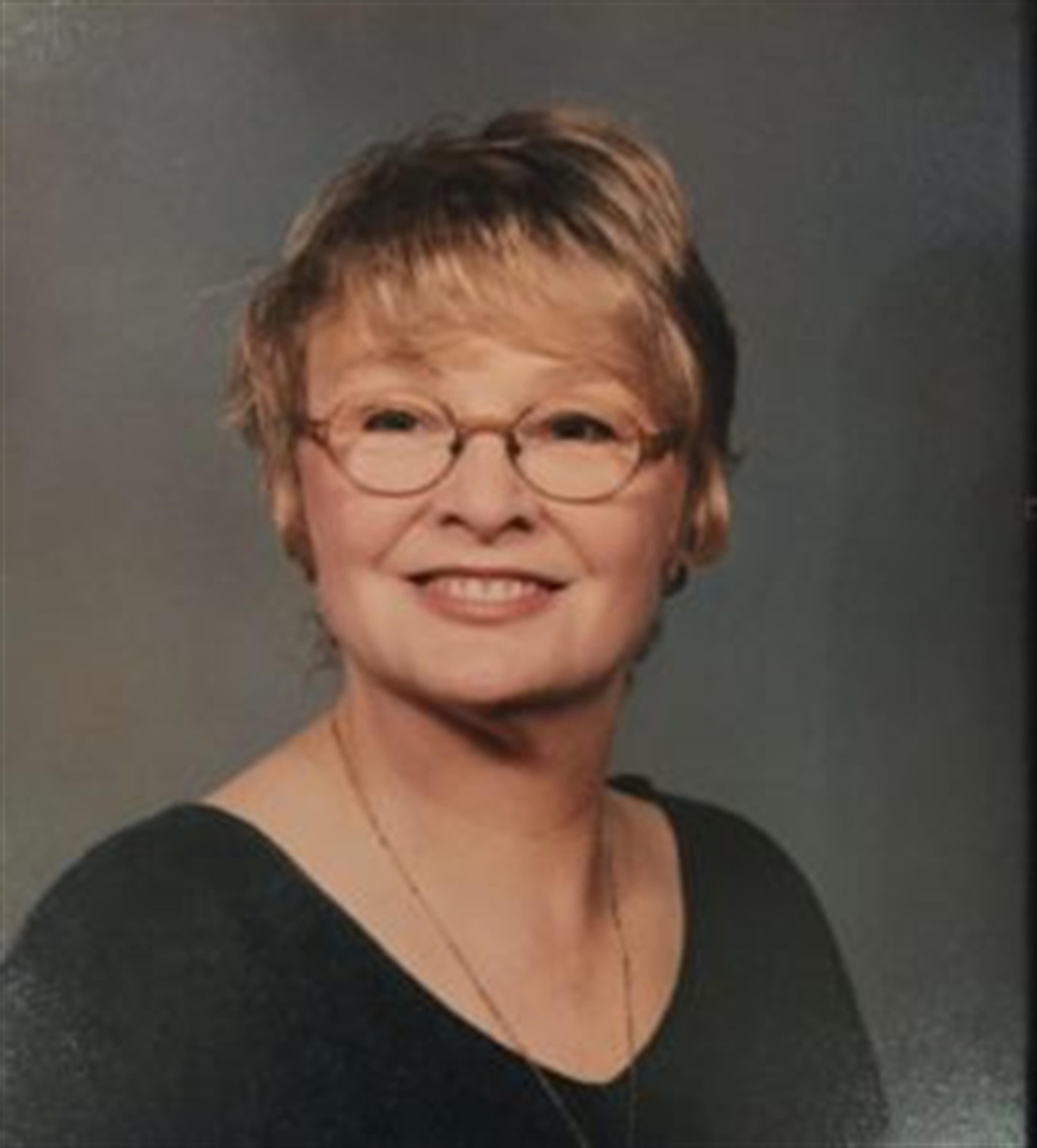 Lora Nelle Garretson Trimble