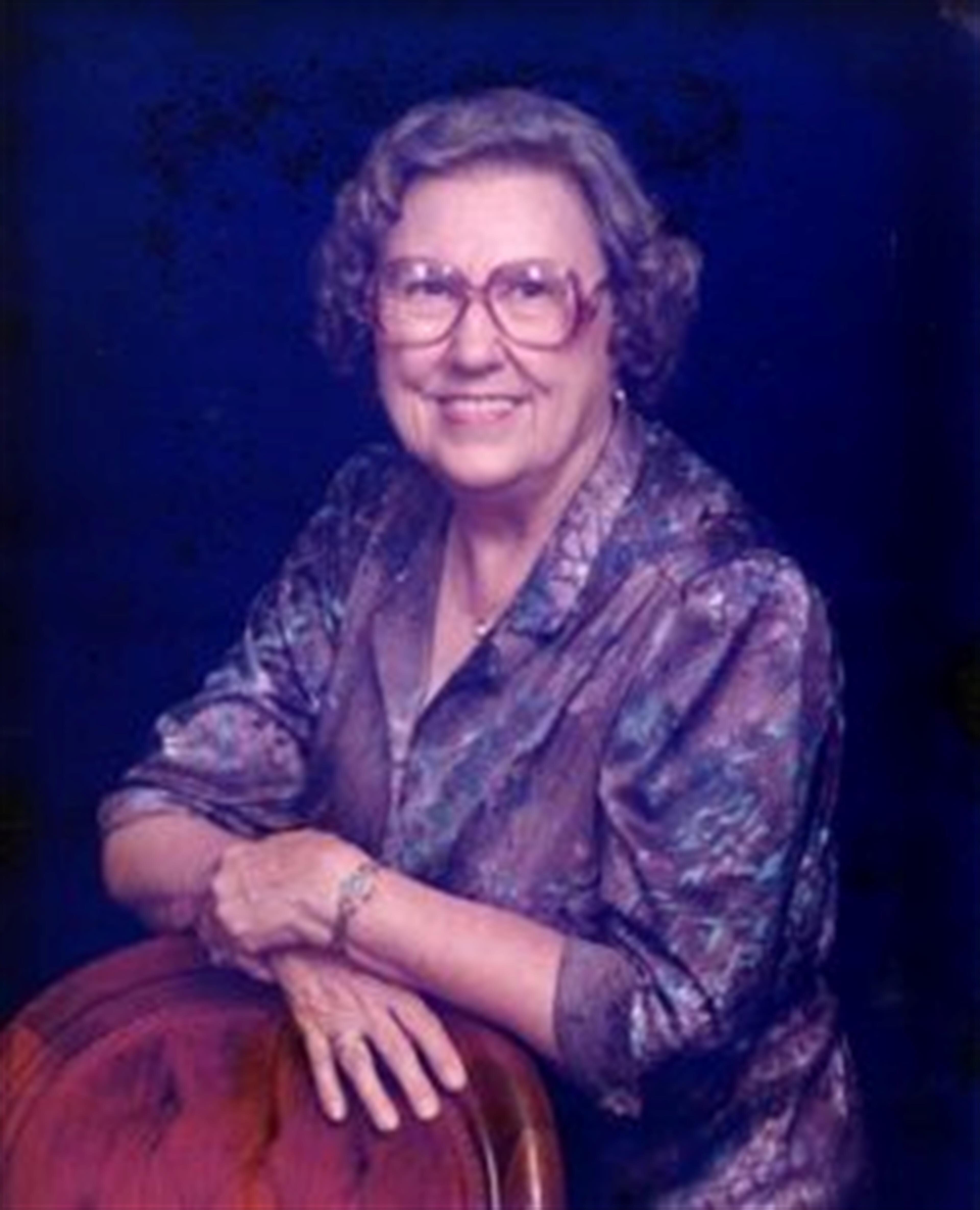 Emma "Pat" Jewell Willis Nichols