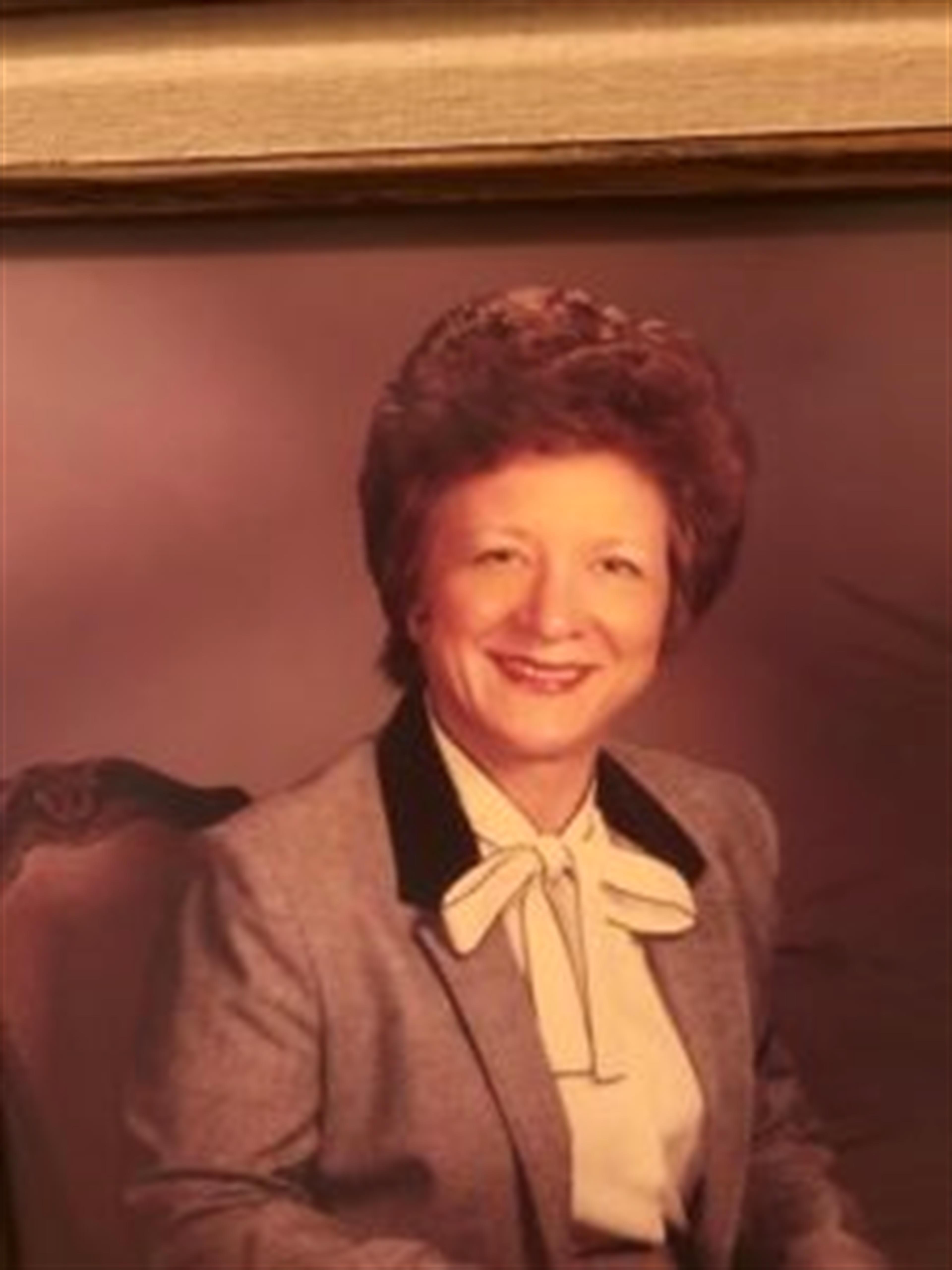 Jewell McLearan Sweet's obituary picture