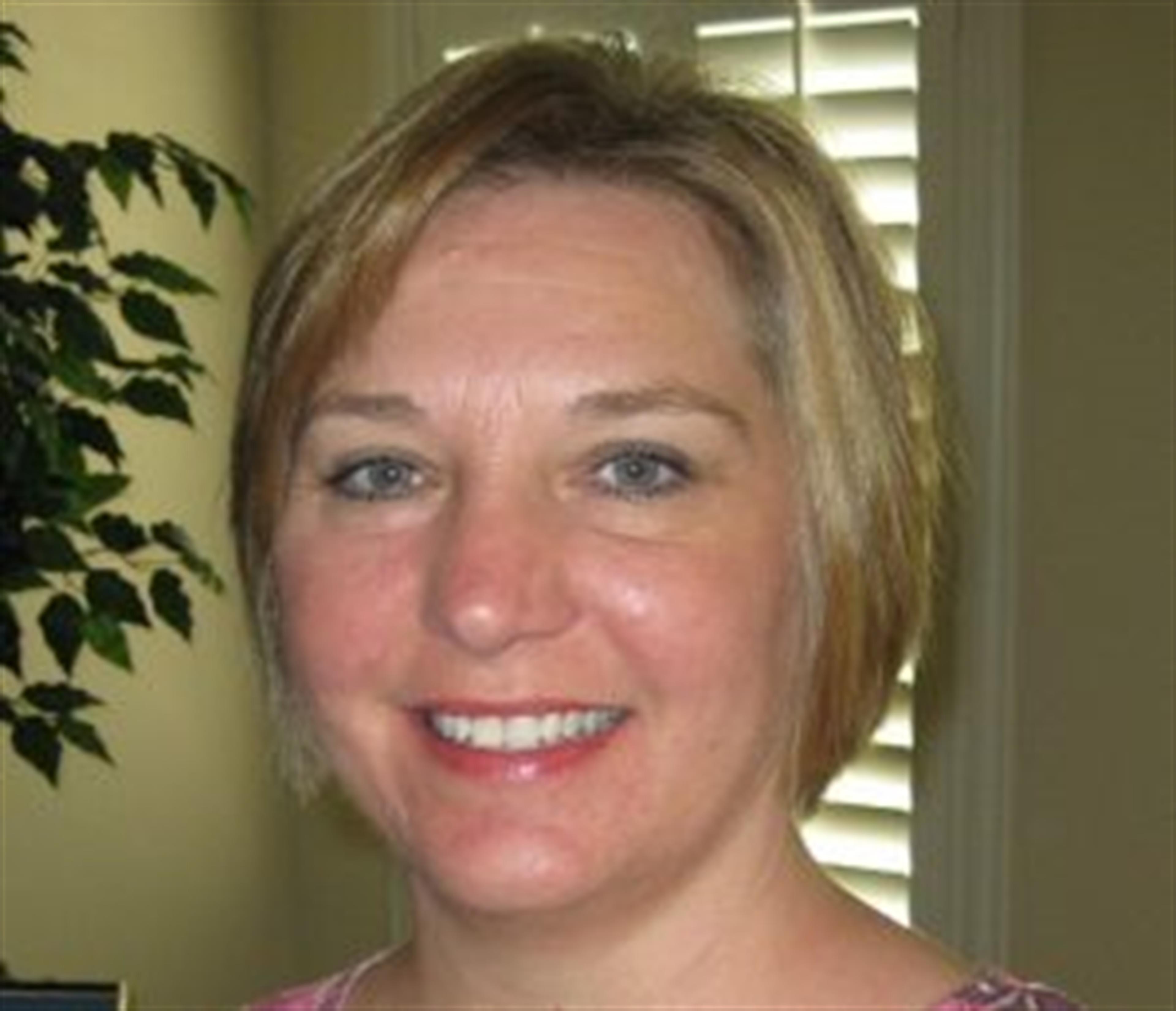 Shari Dee Hyronemus-Reynolds