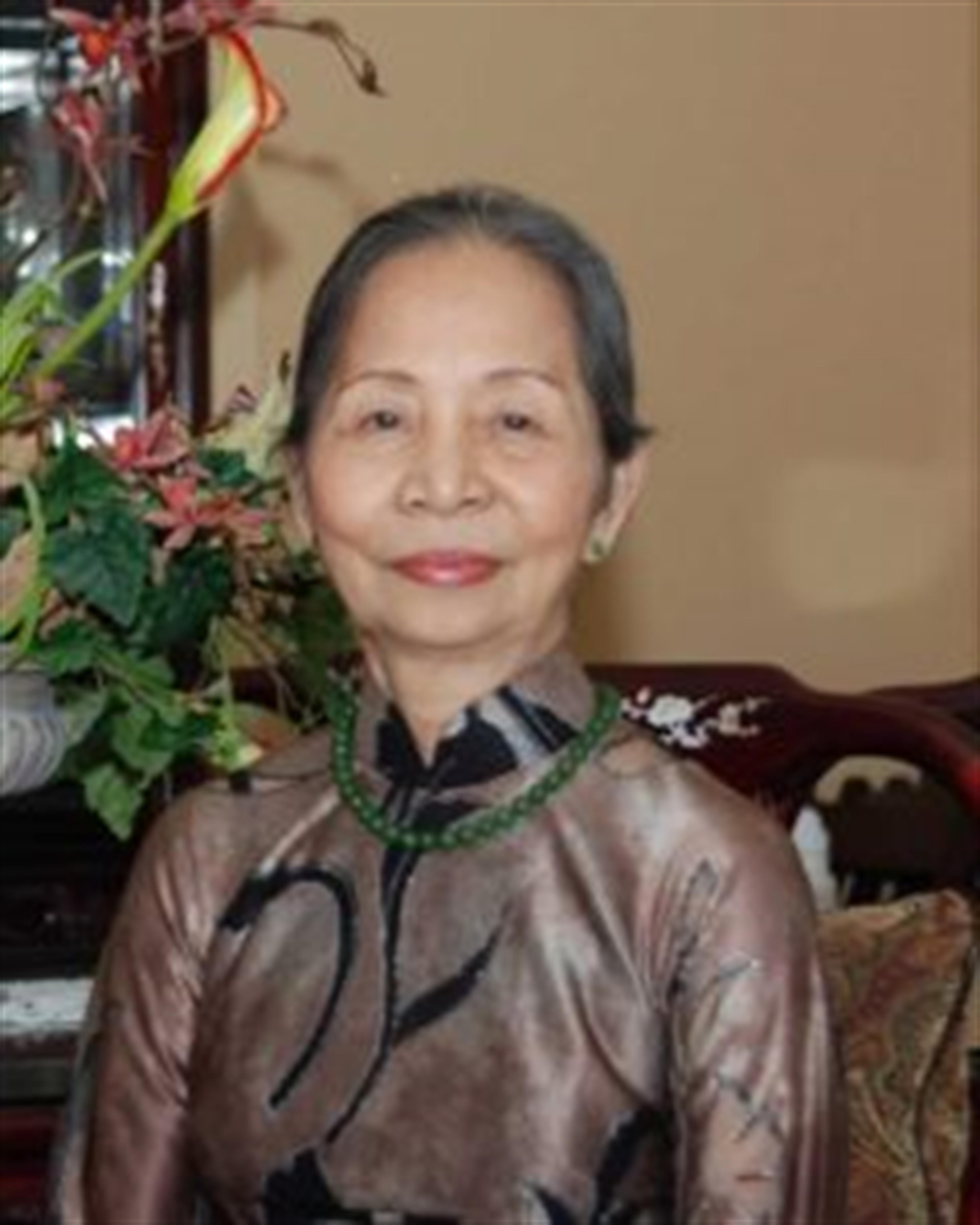 Hong Thi Nguyen ( Cao Pho )