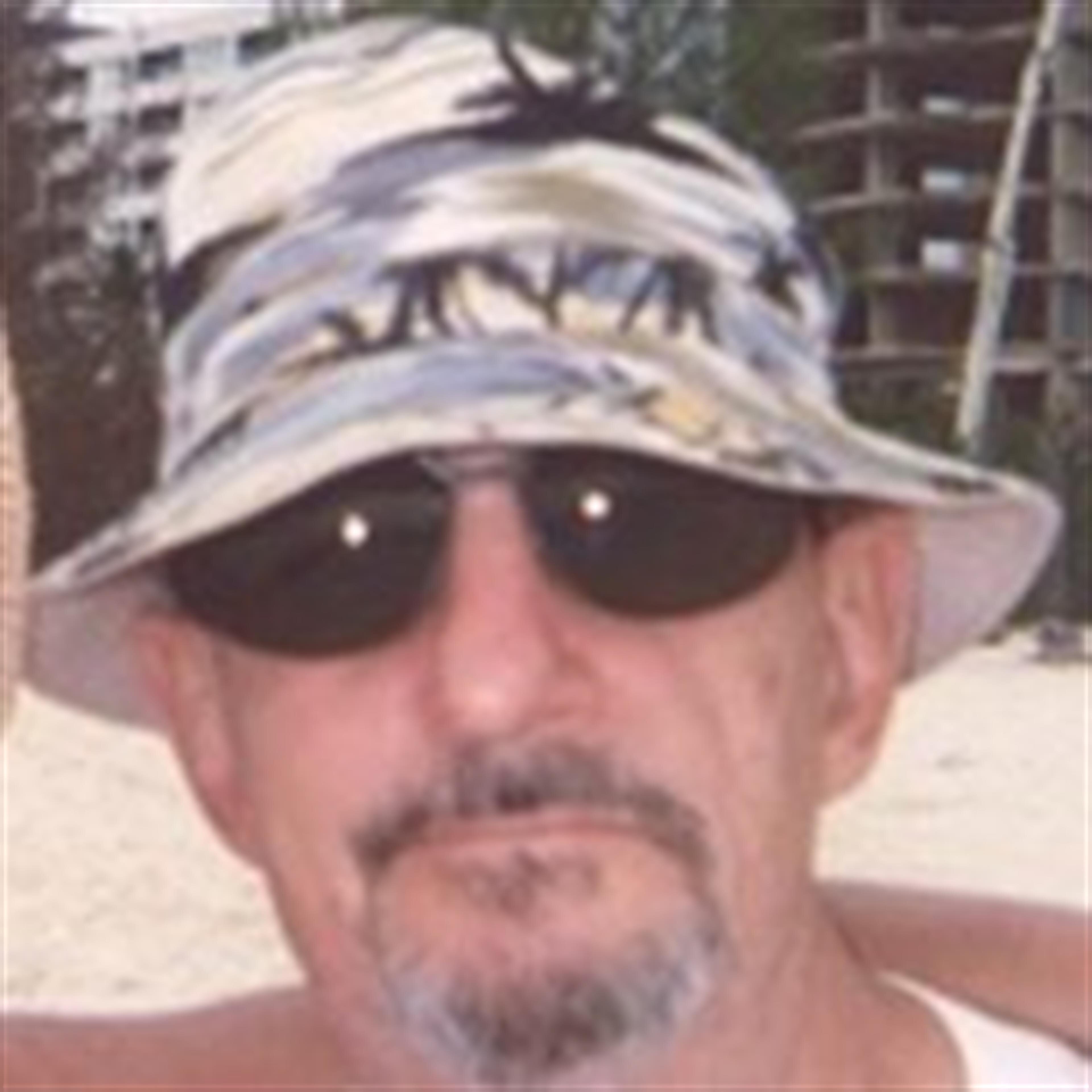 Charles  Leo  Roberts