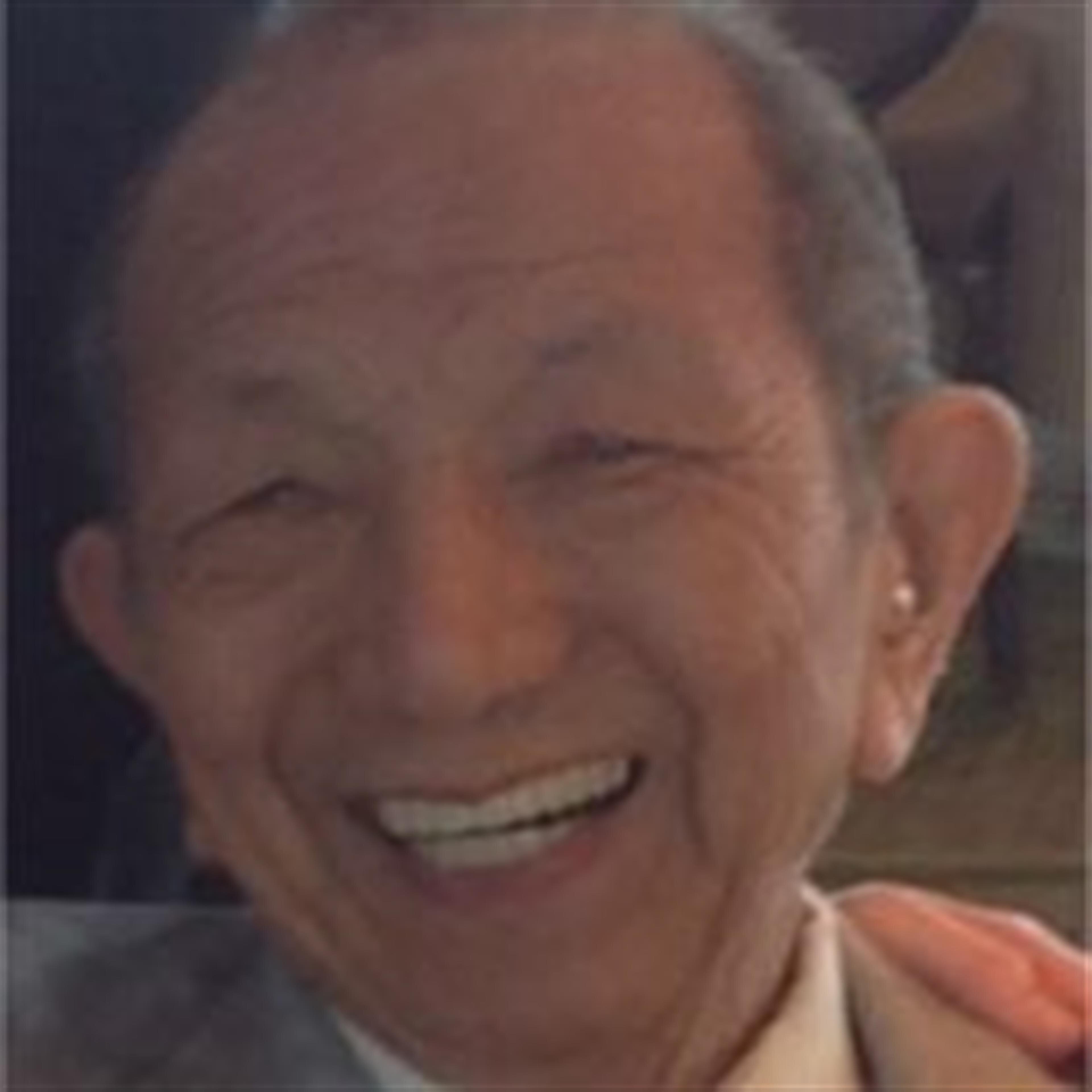 Dr.  Yen Ti  Huang