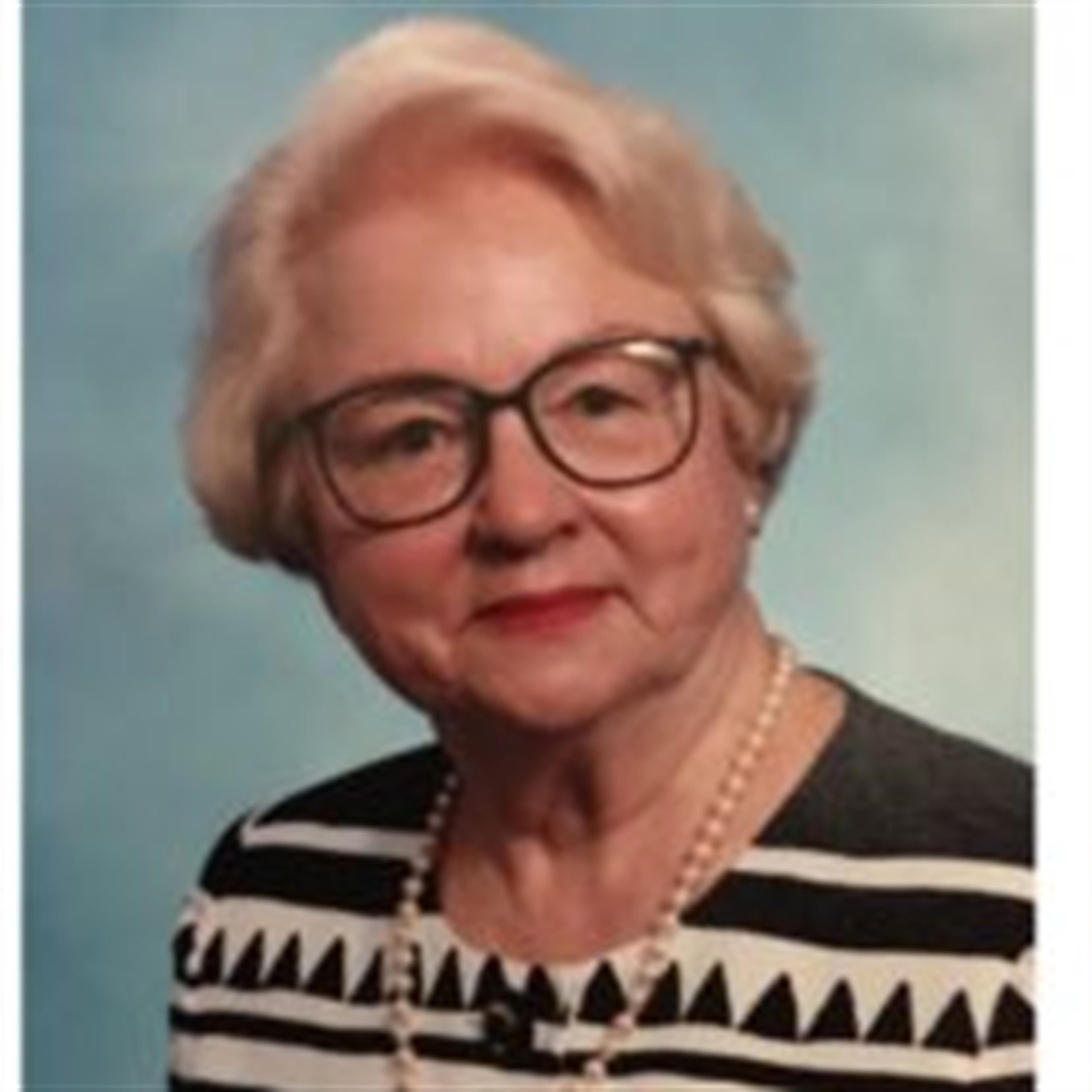 Nadine Gipe McGee