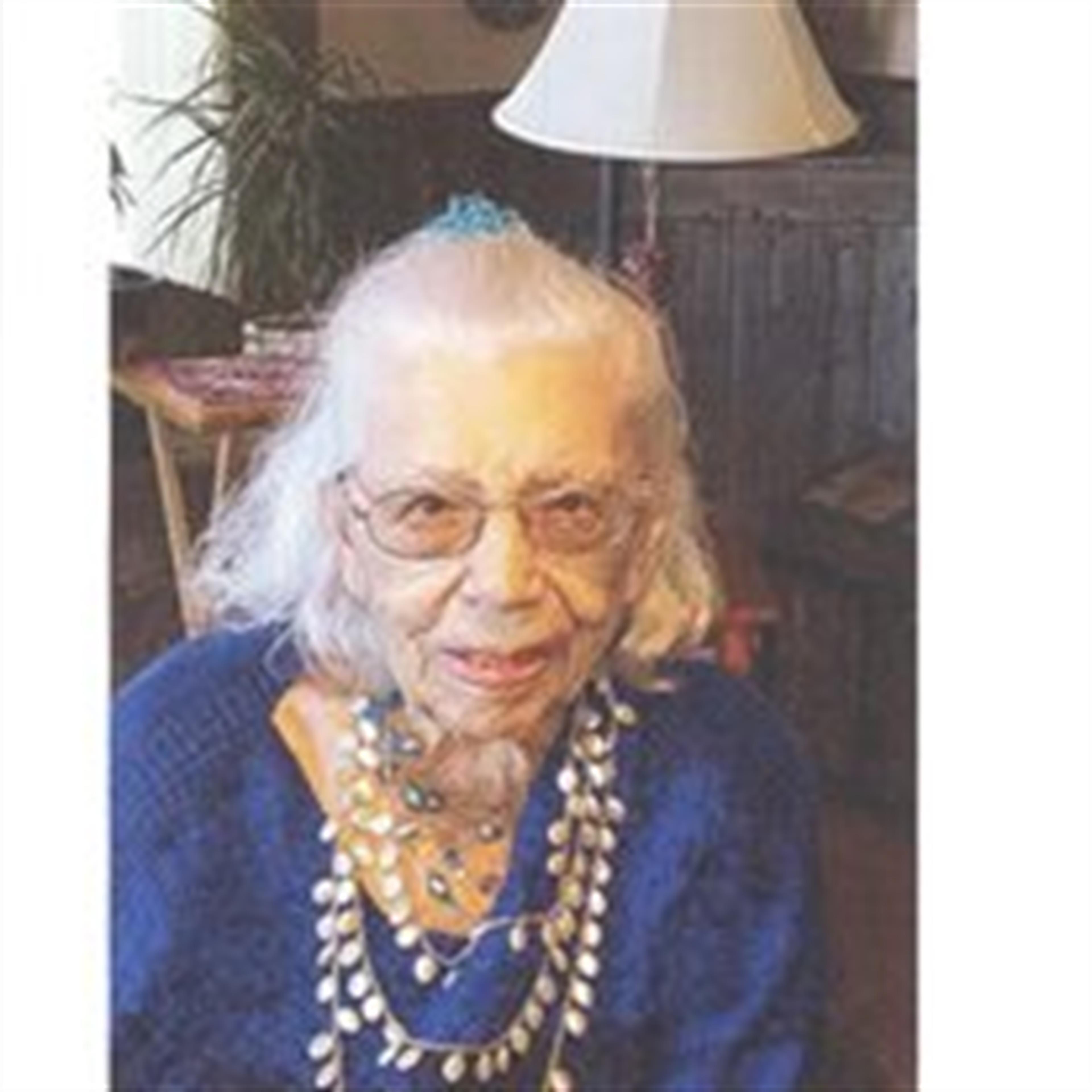 Alma Frances Morrow's obituary picture