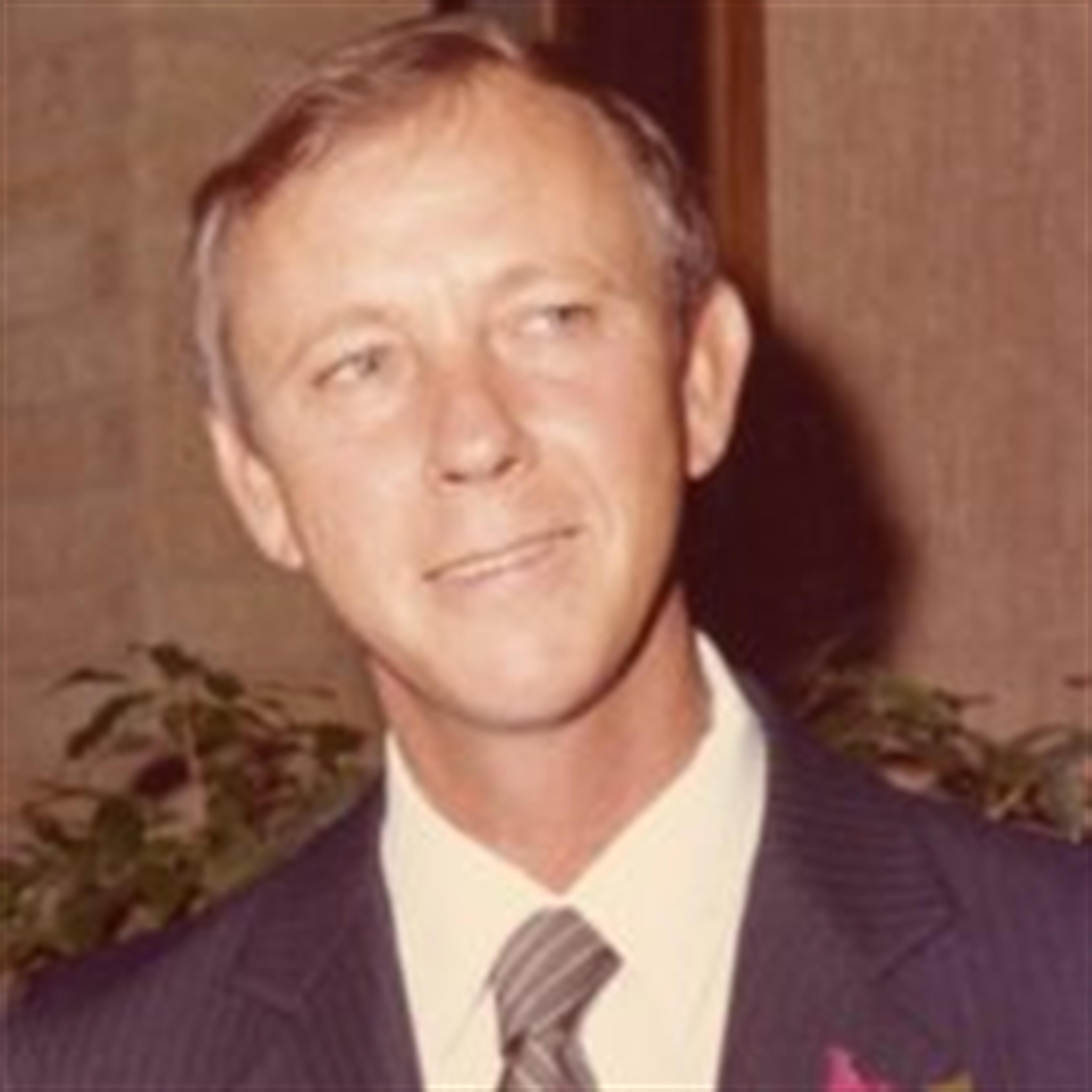 Phillip Everett Gillock