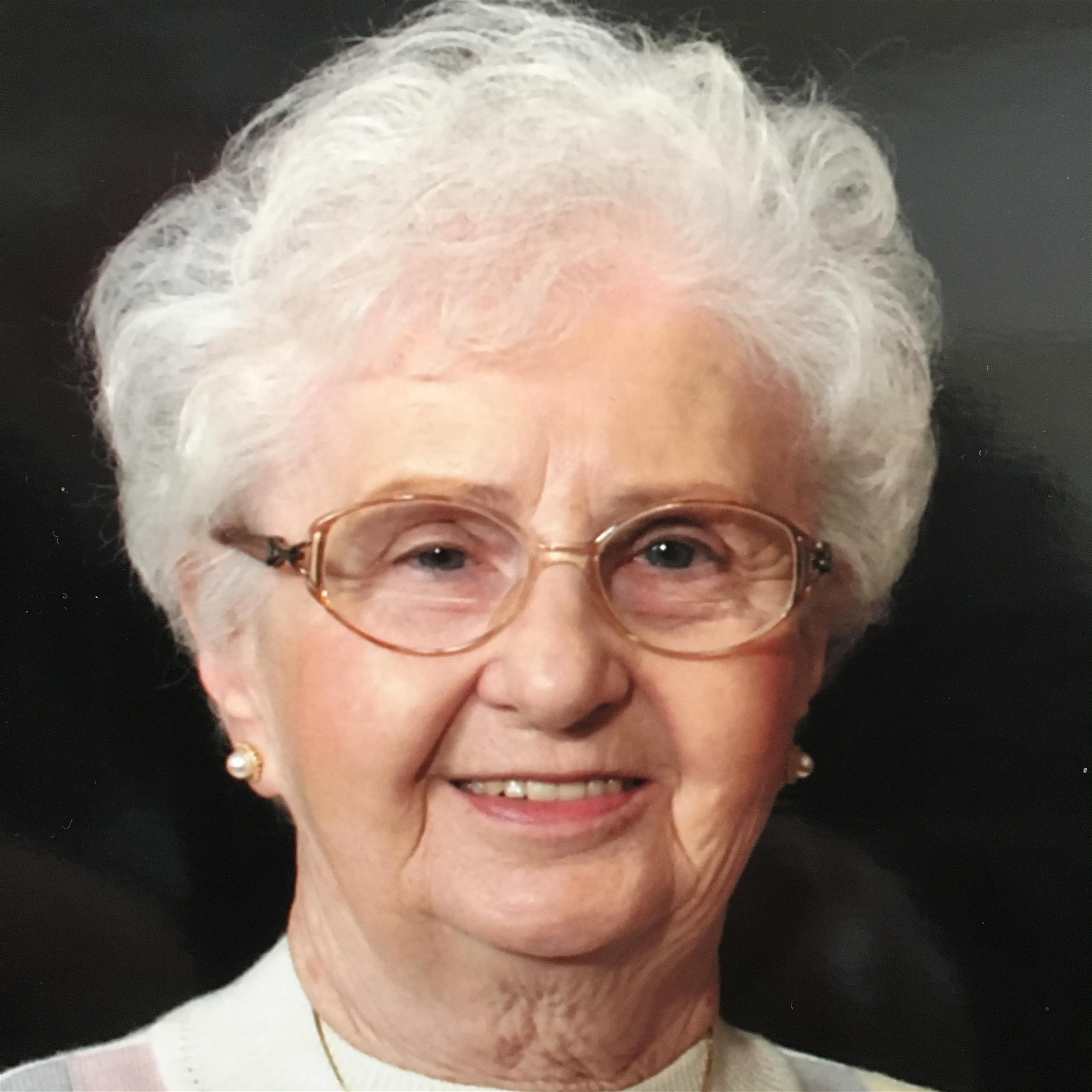 Elisabeth Molnar