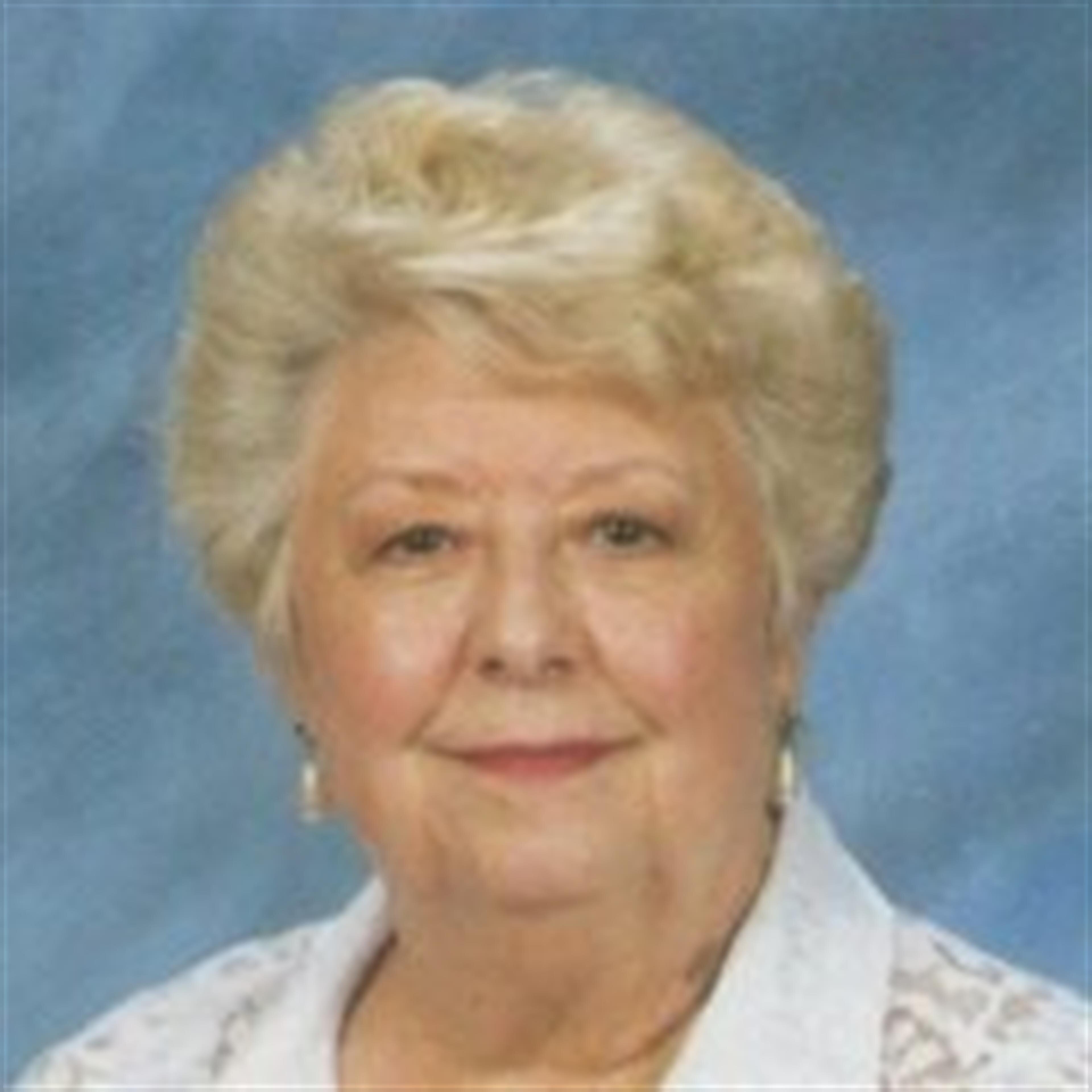 Jacqueline Synova DeSalme
