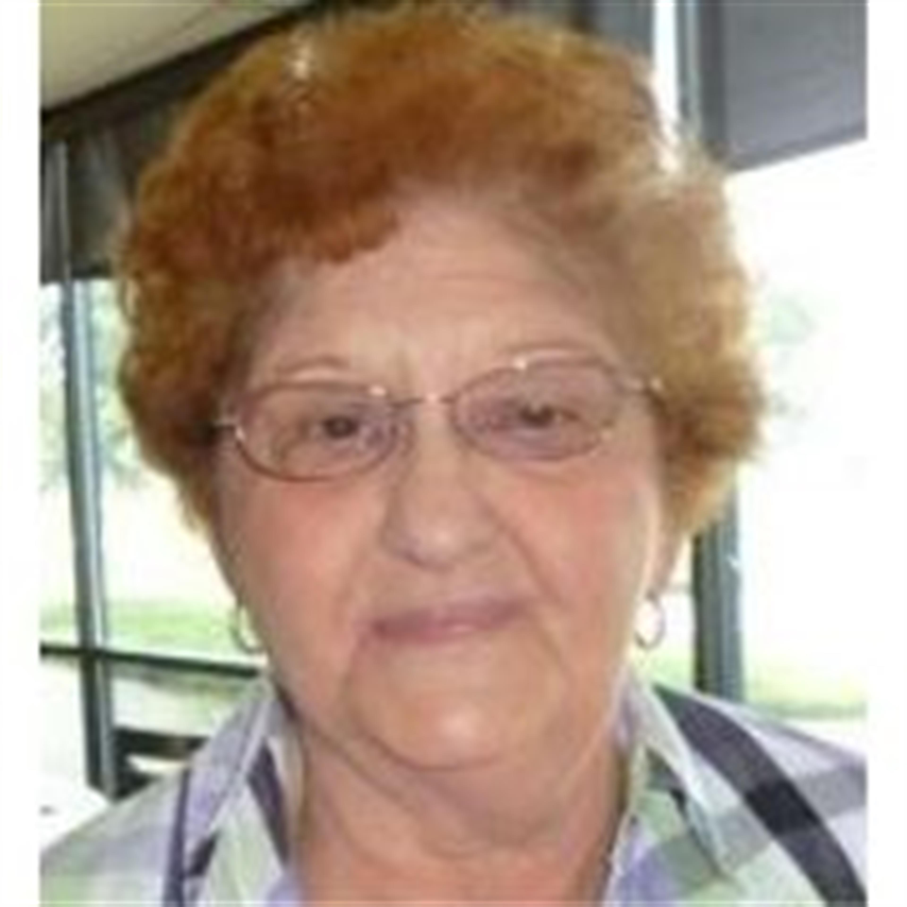 Elizabeth Dorothy Pugh's obituary picture