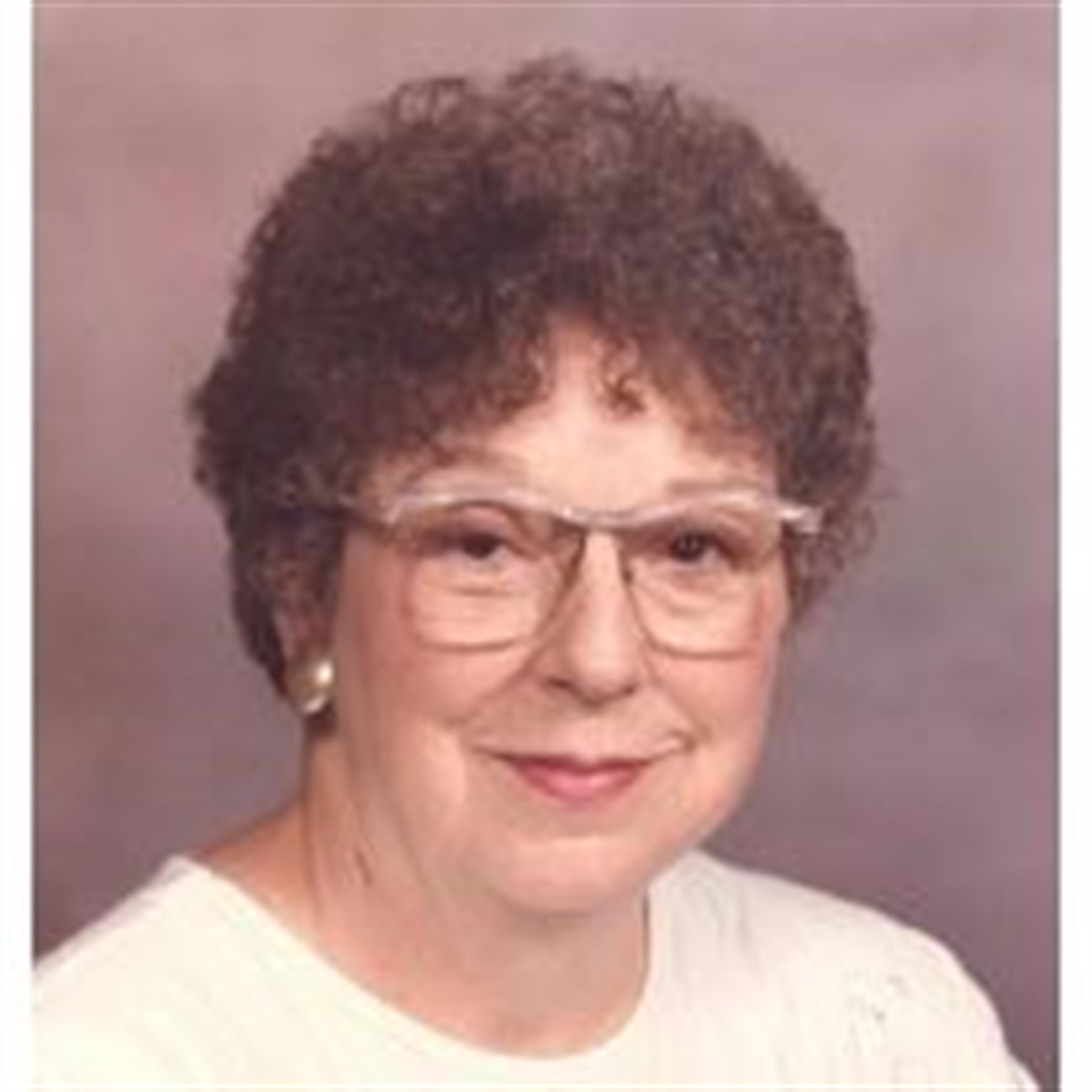 Lorraine Geraldine Crowe's obituary picture